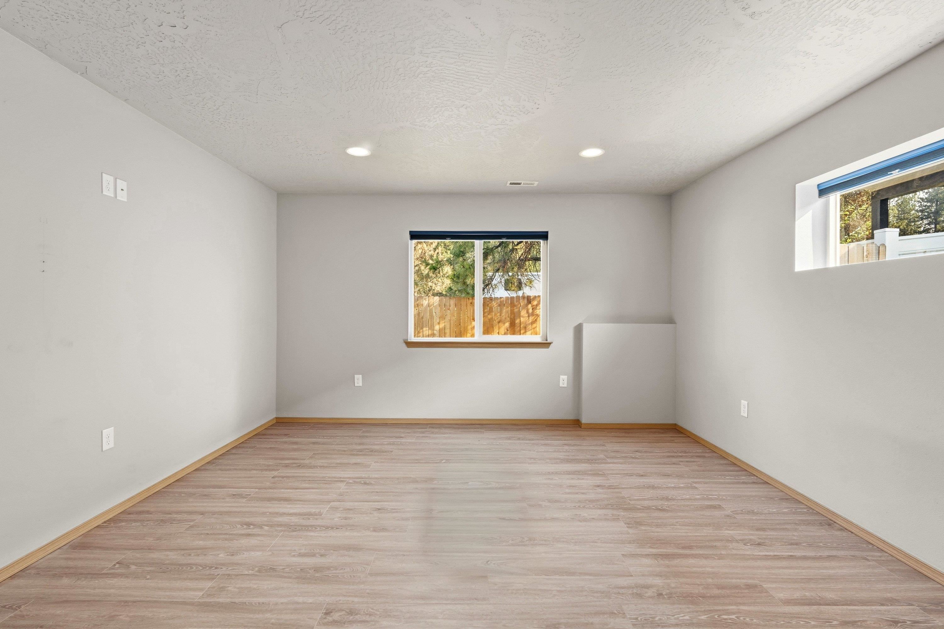 625 E Canterbury Ln - Photo 19
