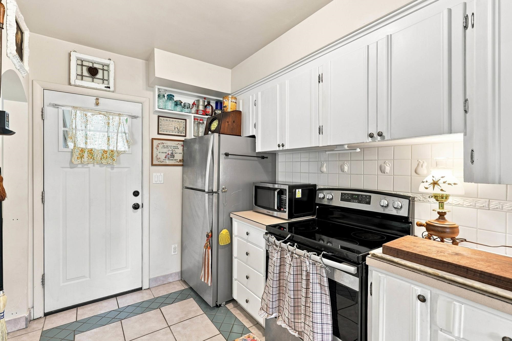 1111 N Locust Rd - Photo 12