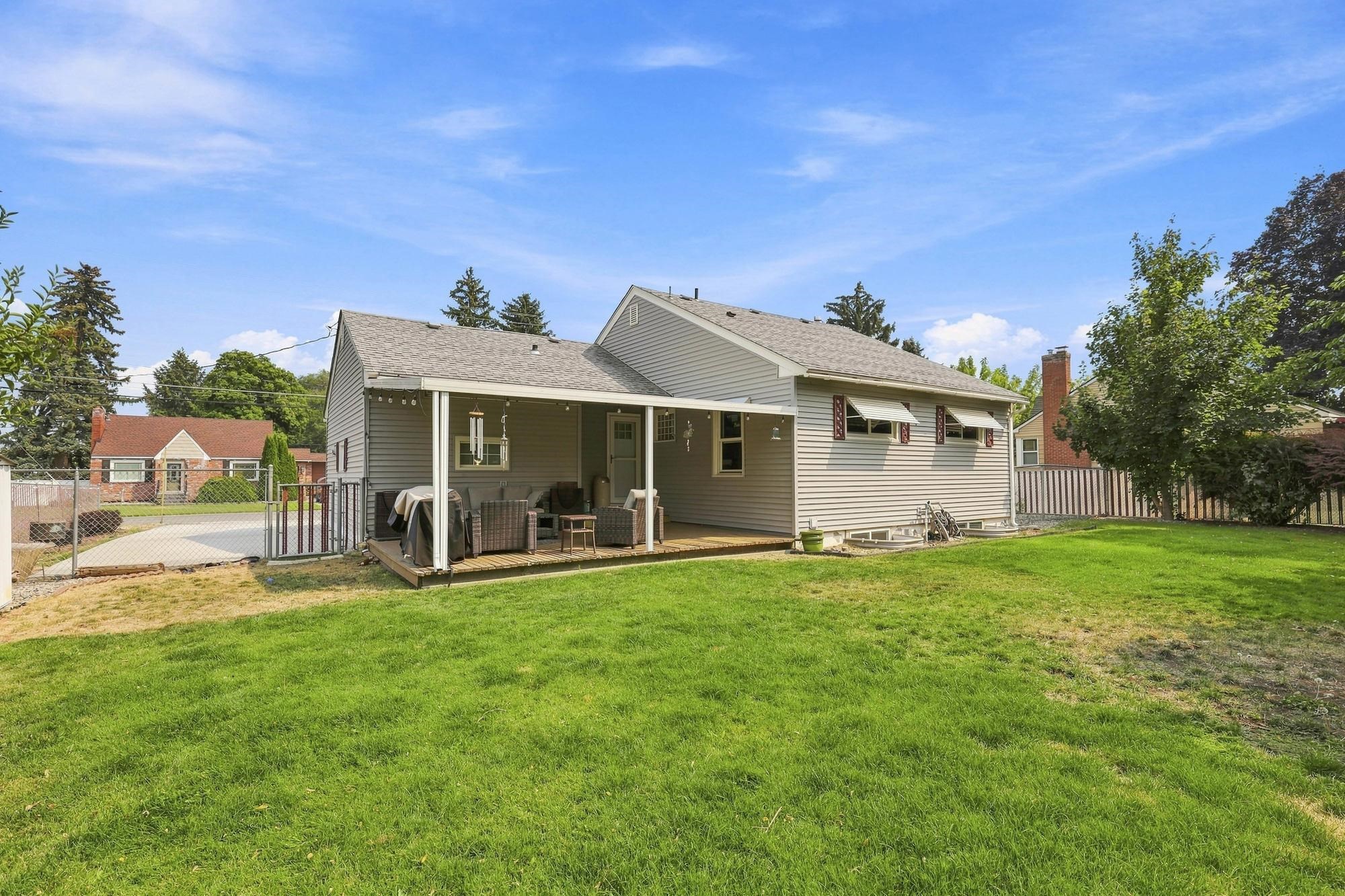 1111 N Locust Rd - Photo 27