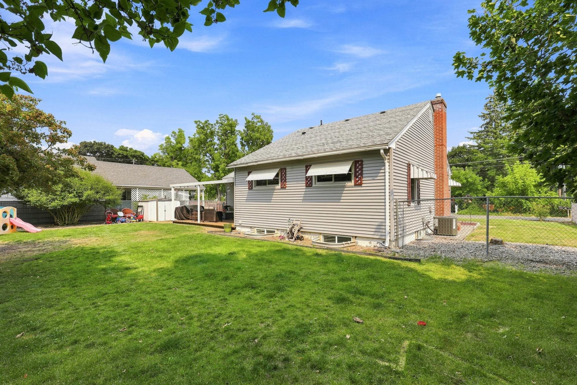 1111 N Locust Rd - Photo 29