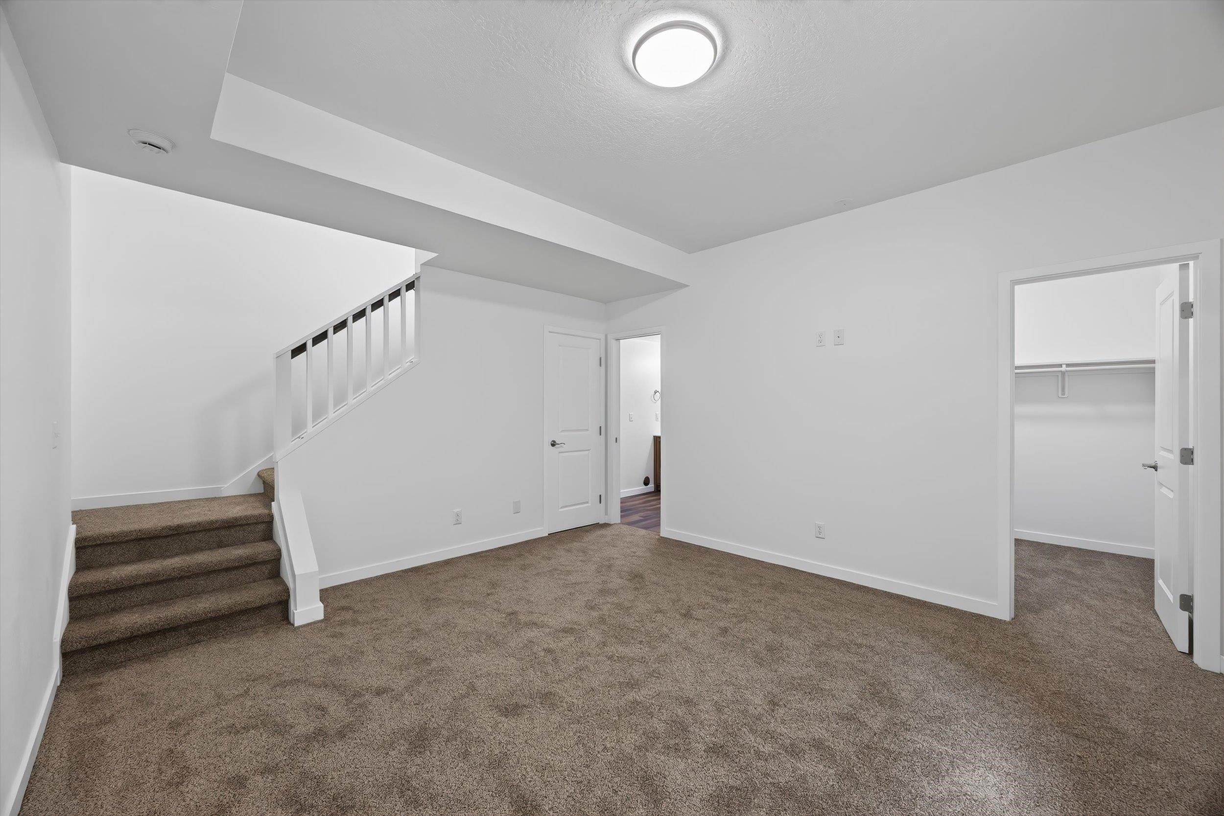 1960 N Carson Range St - Photo 29