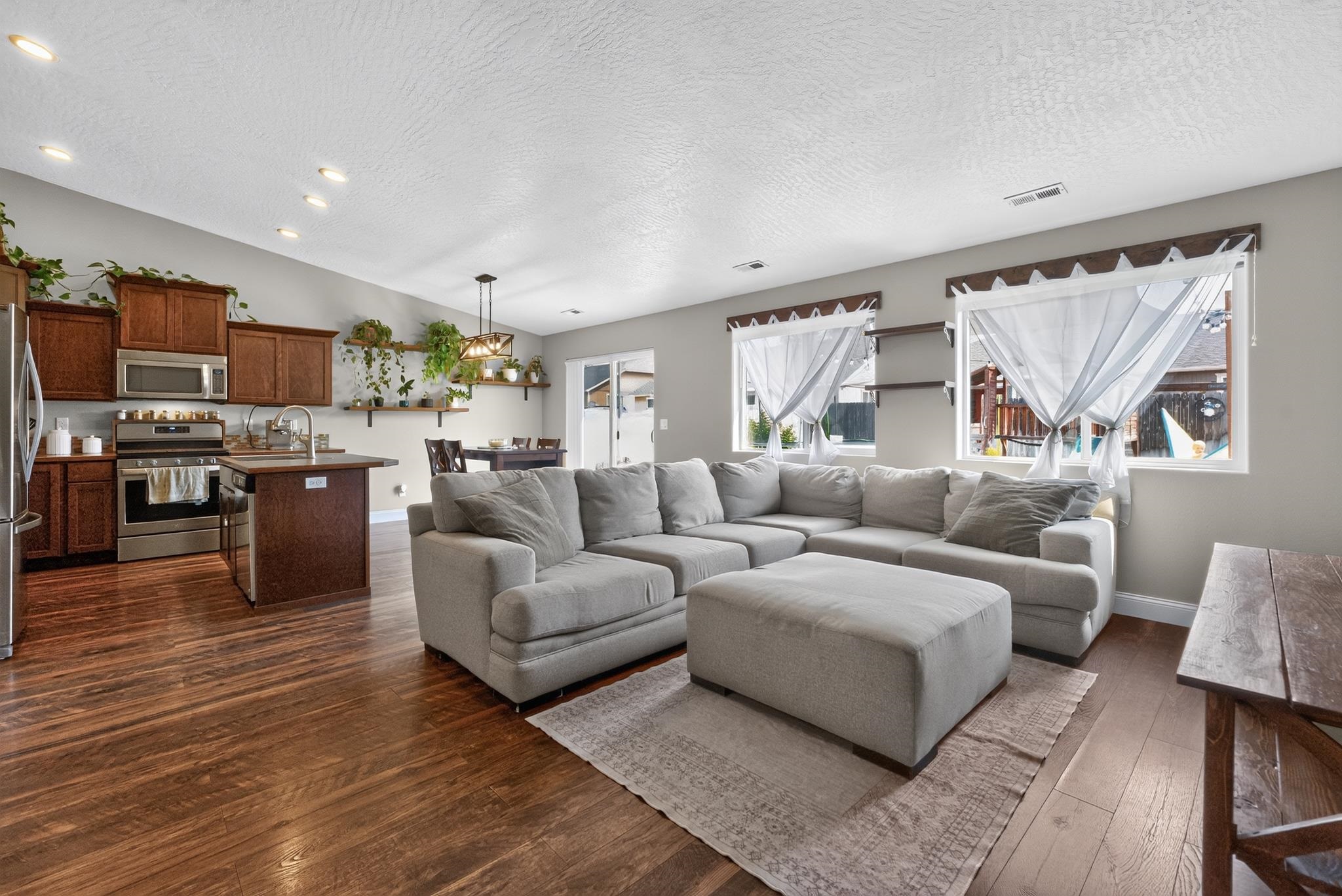 235 S Lawson St - Photo 9