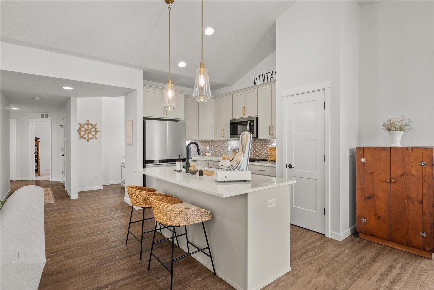 2672 N Allenby Ln - Photo 8