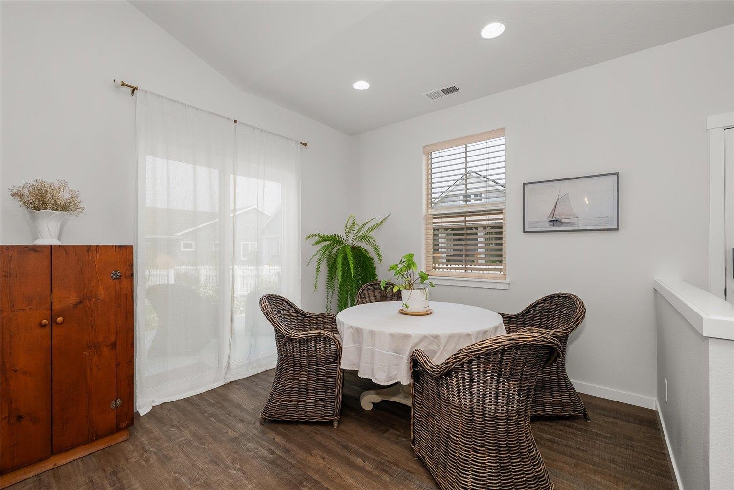 2672 N Allenby Ln - Photo 12