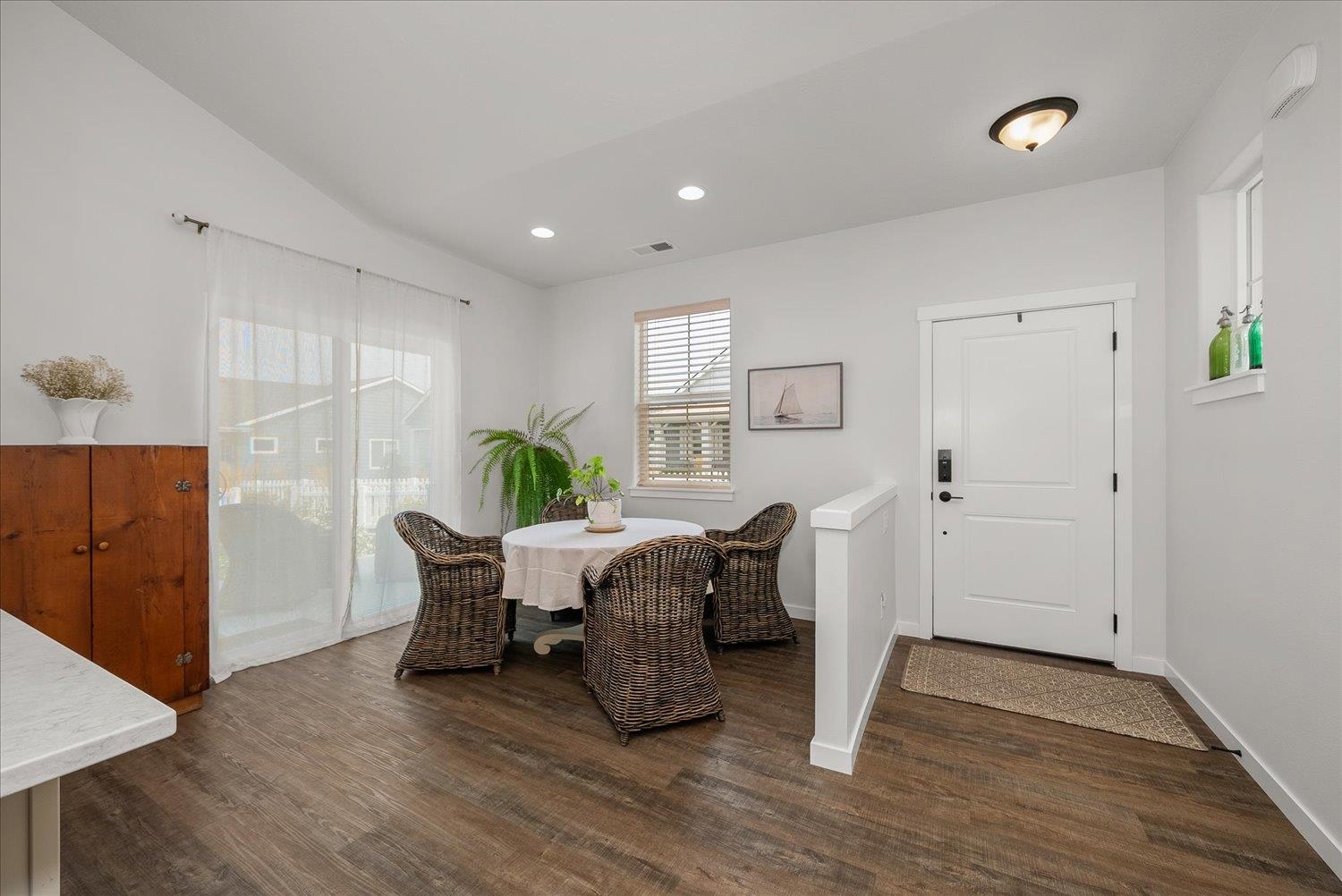 2672 N Allenby Ln - Photo 13