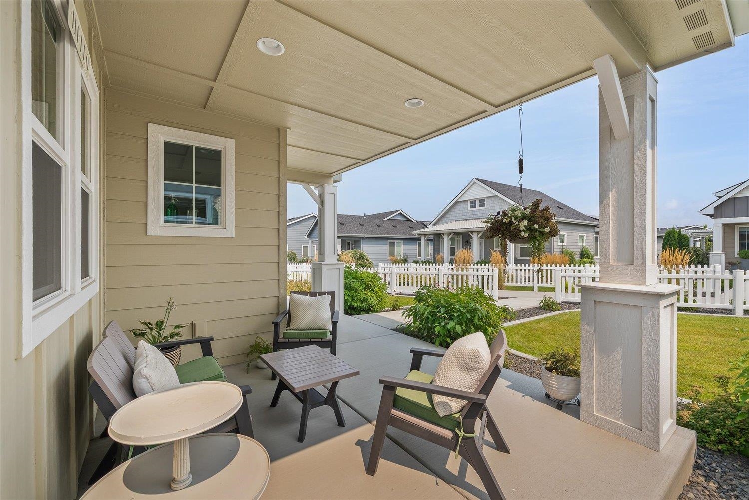 2672 N Allenby Ln - Photo 24