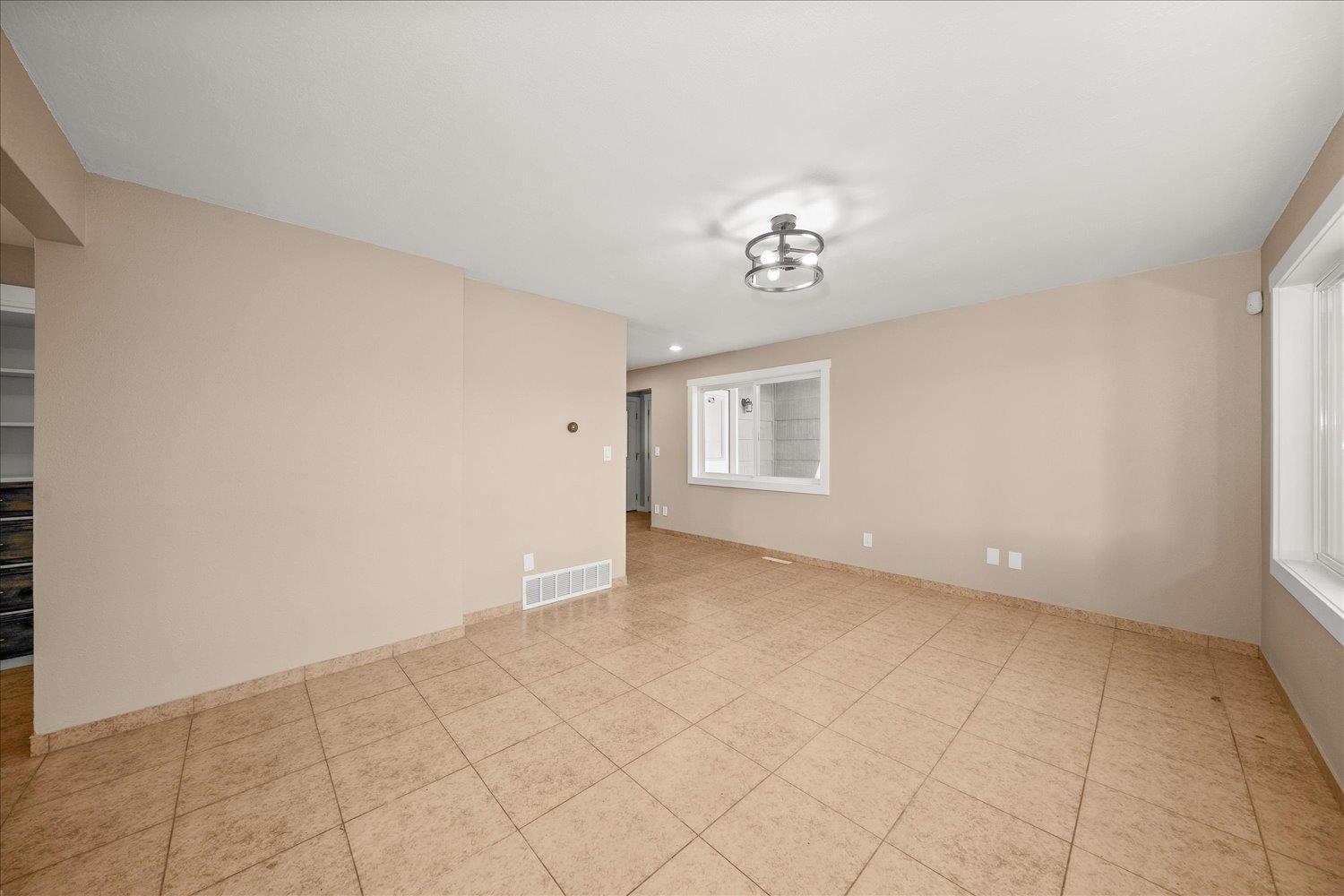 8209 E Indiana Ave - Photo 8