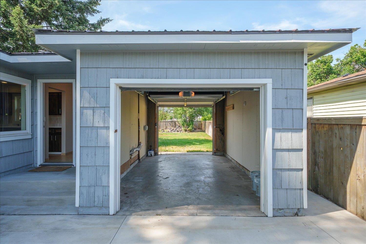 8209 E Indiana Ave - Photo 31