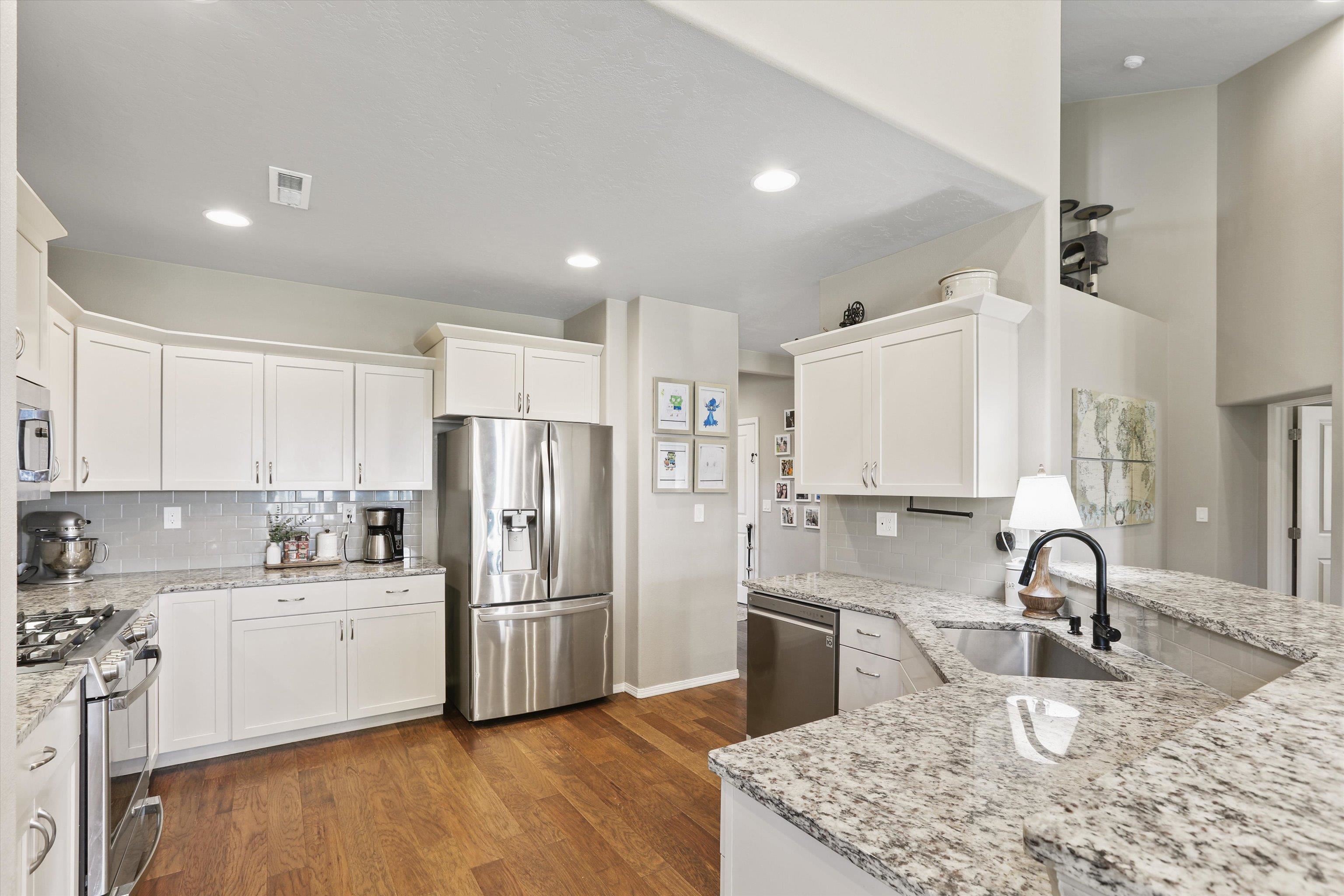 13616 W Pine Bluff Rd - Photo 10
