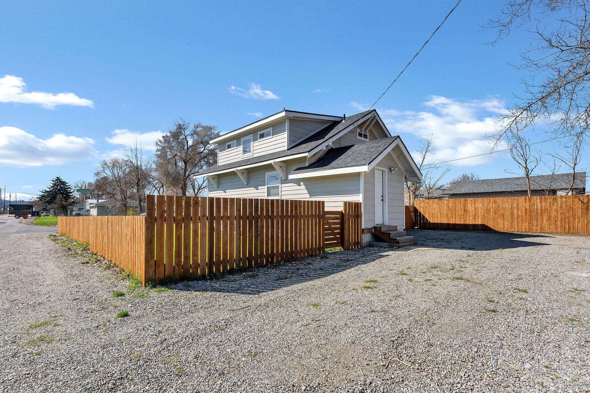 4323 E Cleveland Ave - Photo 6