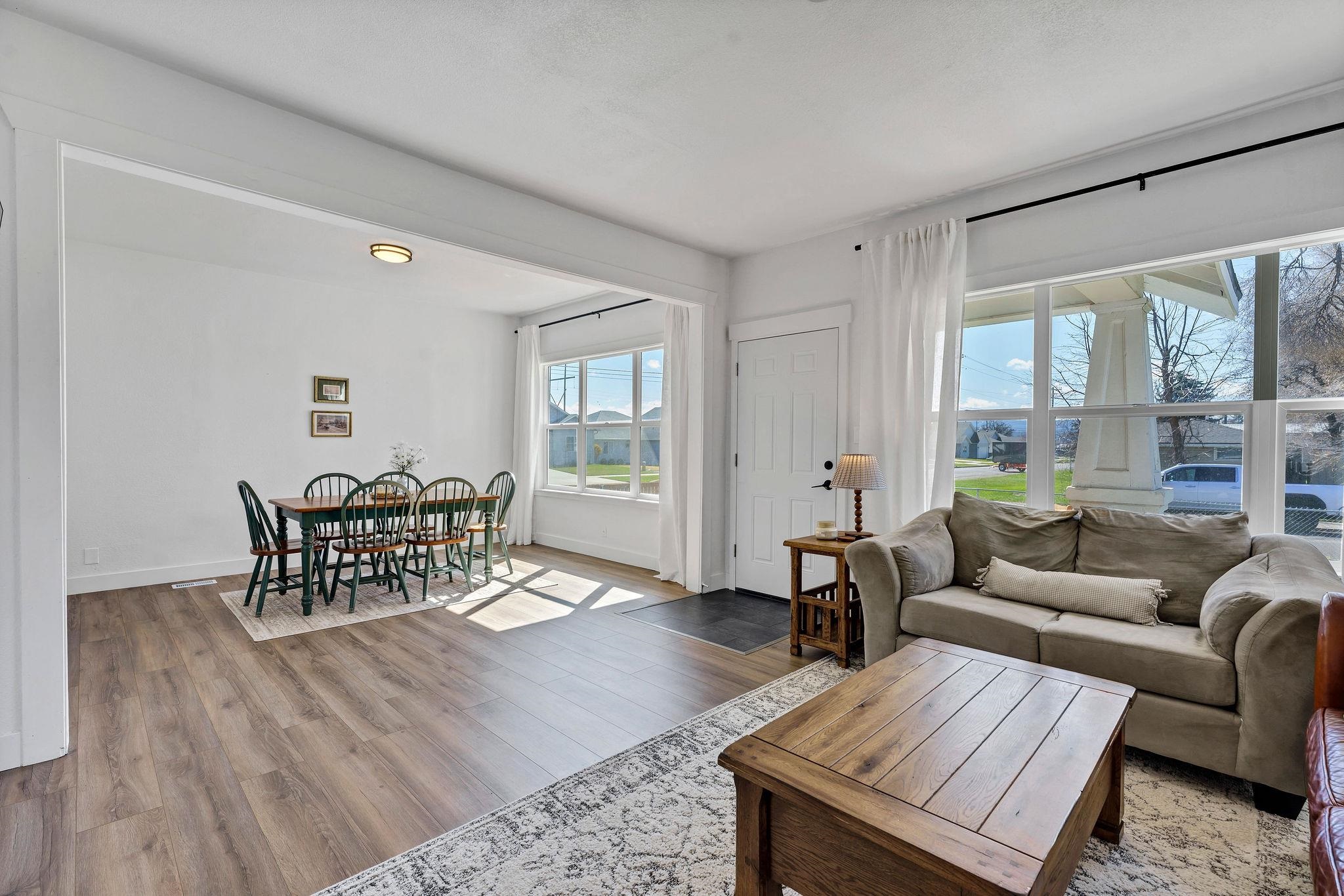 4323 E Cleveland Ave - Photo 11