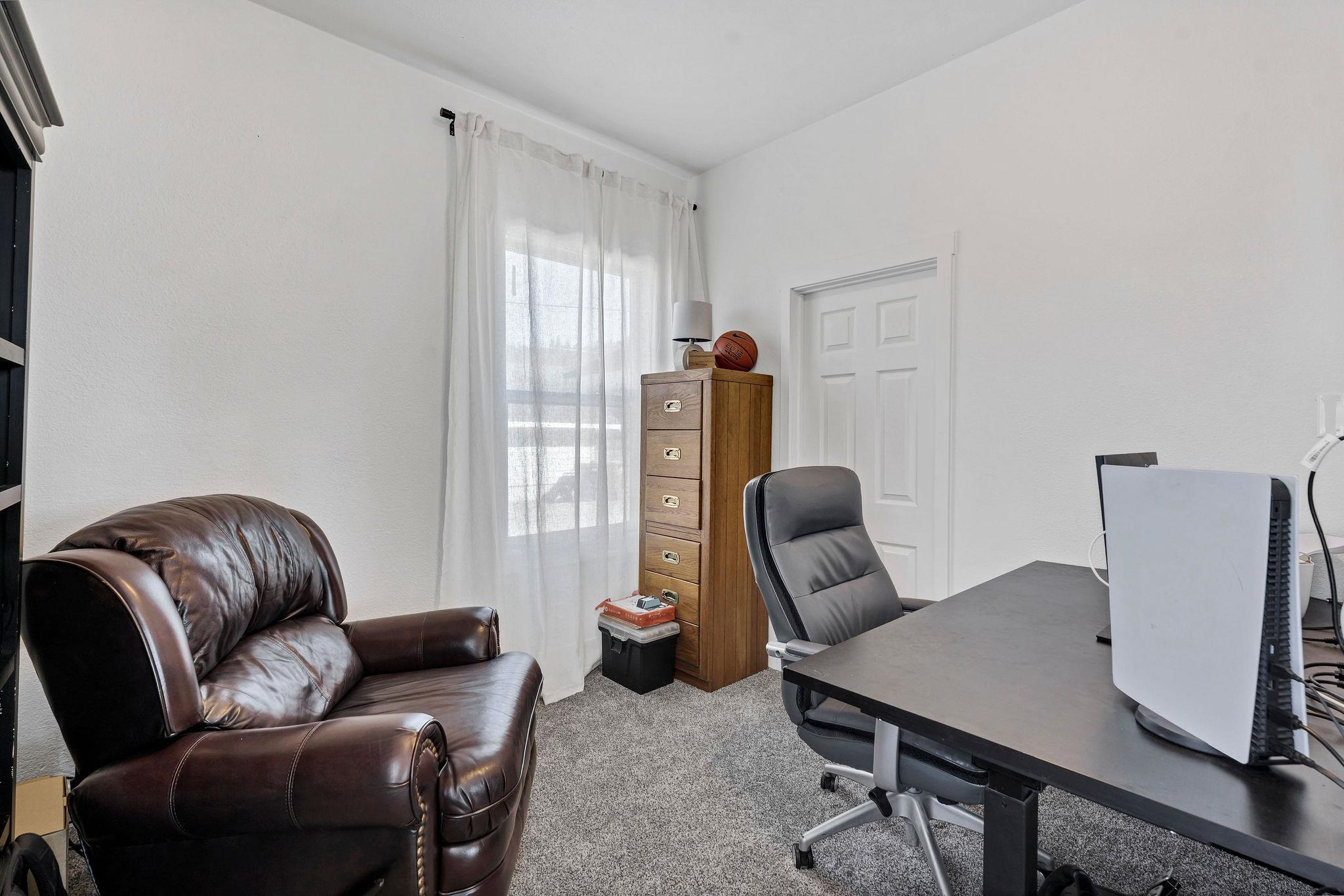 4323 E Cleveland Ave - Photo 14