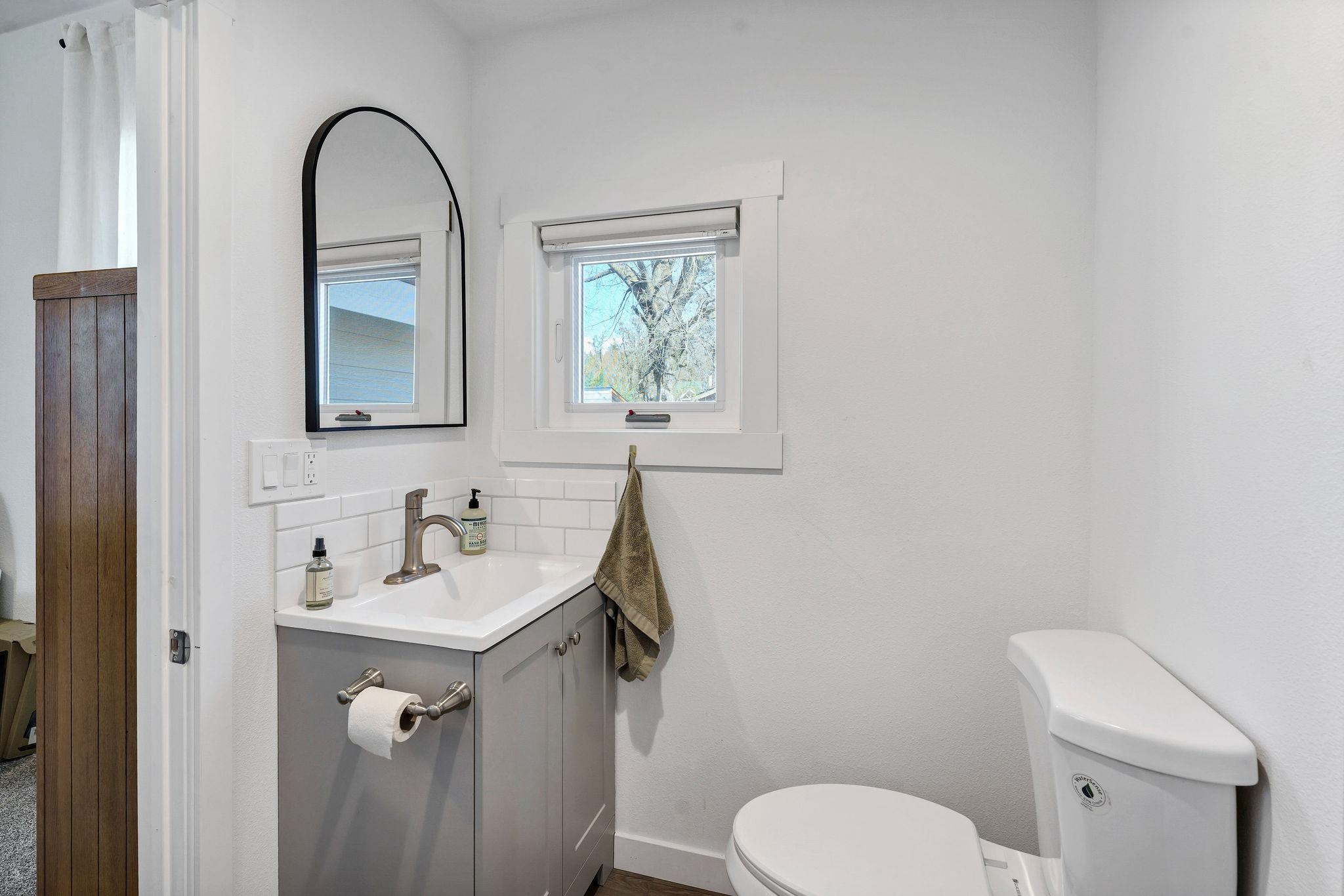 4323 E Cleveland Ave - Photo 17