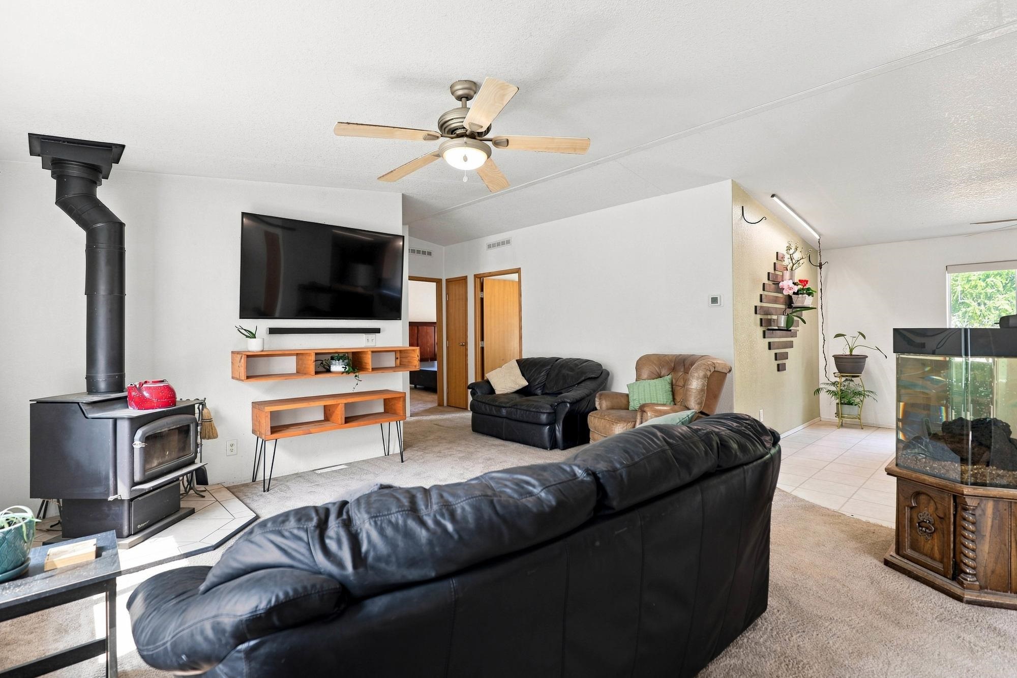 182 Rod Hill Way - Photo 3