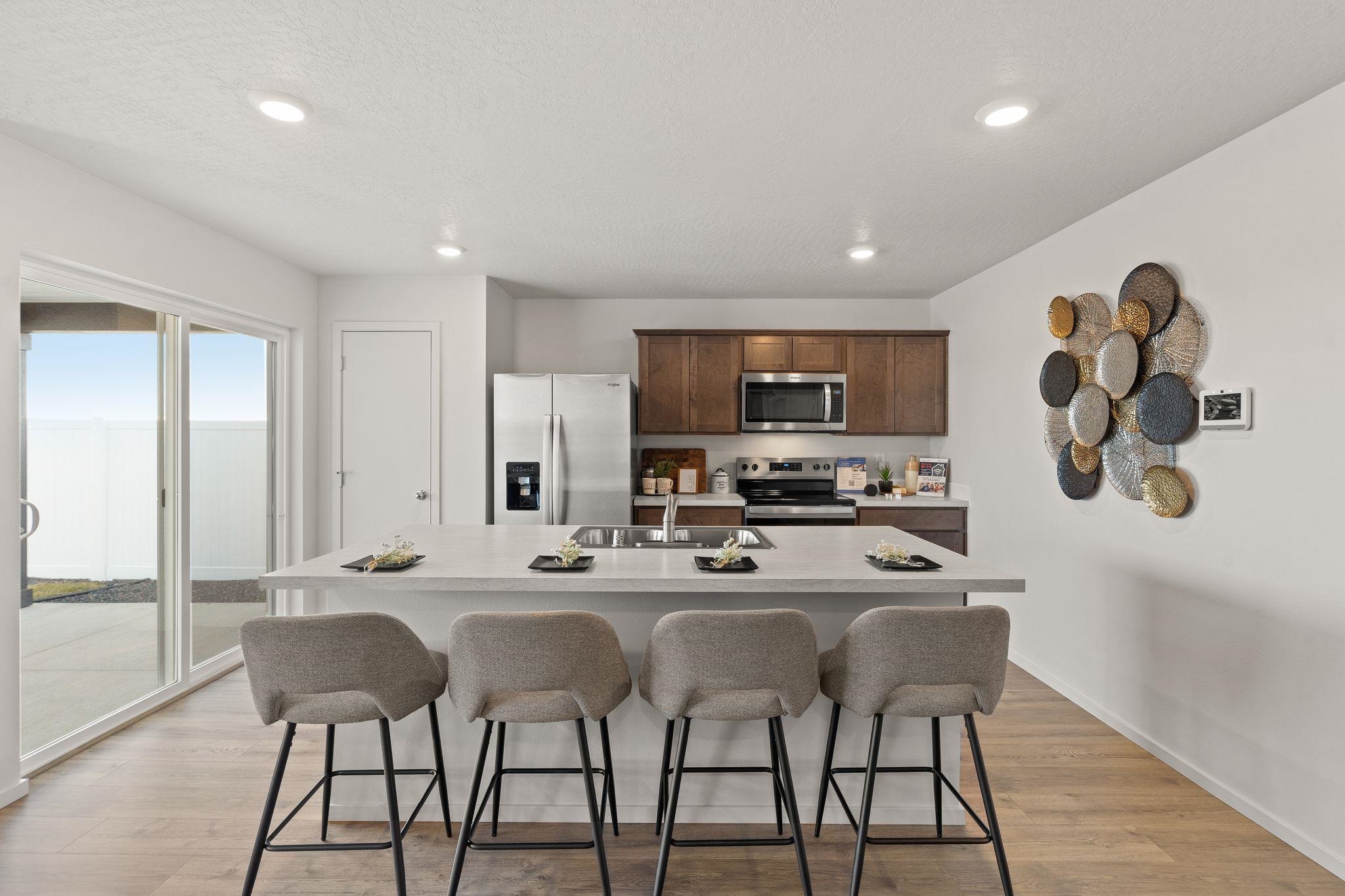 13528 W Sprague Ave - Photo 3