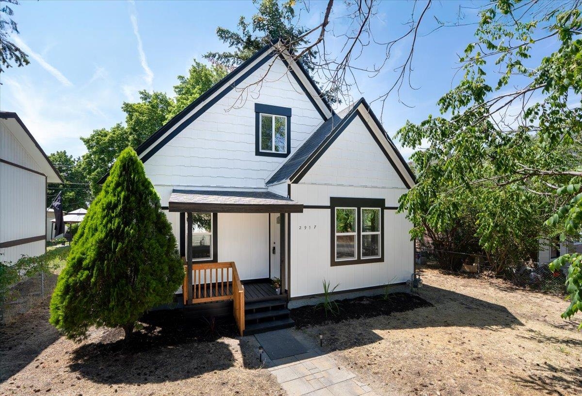 2917 N Nelson St - Photo 3