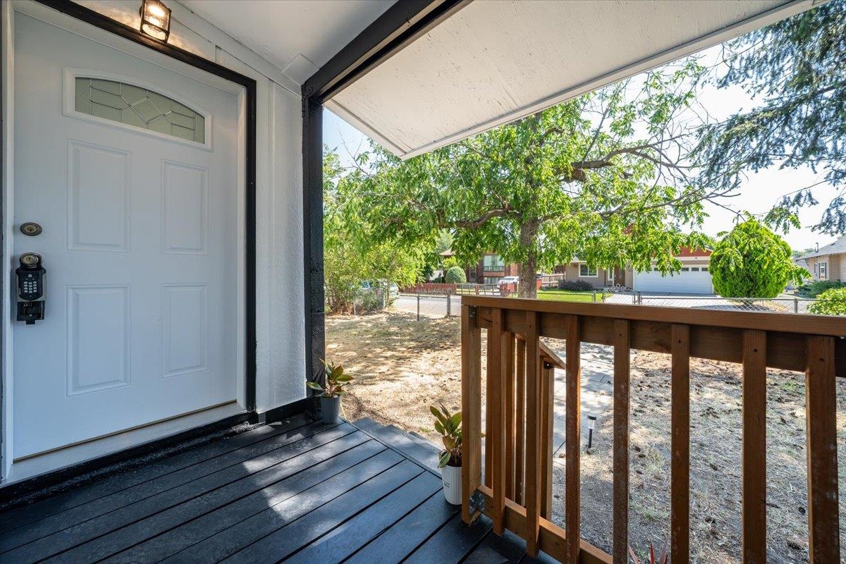 2917 N Nelson St - Photo 32