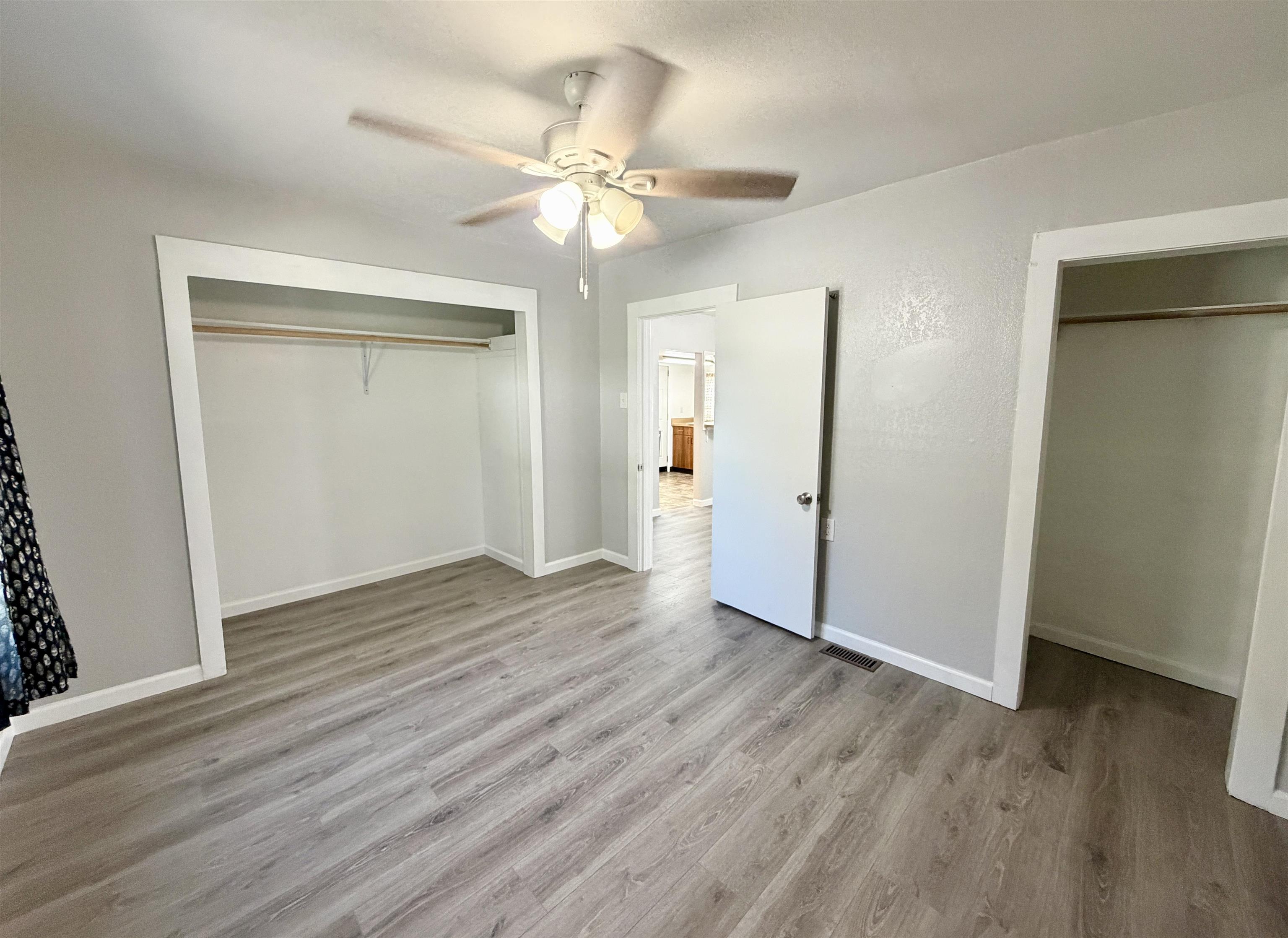 5318 N Maple St - Photo 33