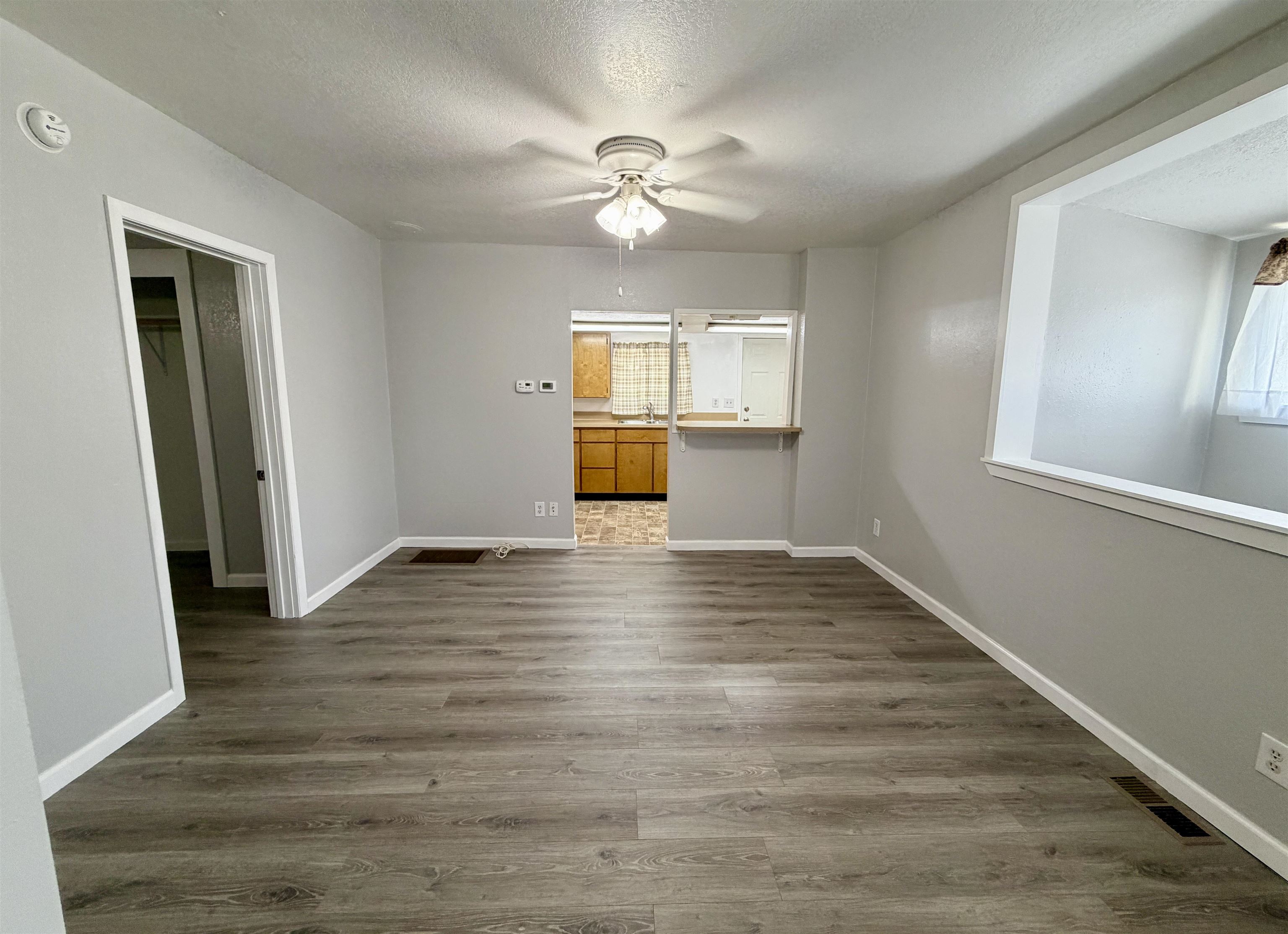 5318 N Maple St - Photo 27