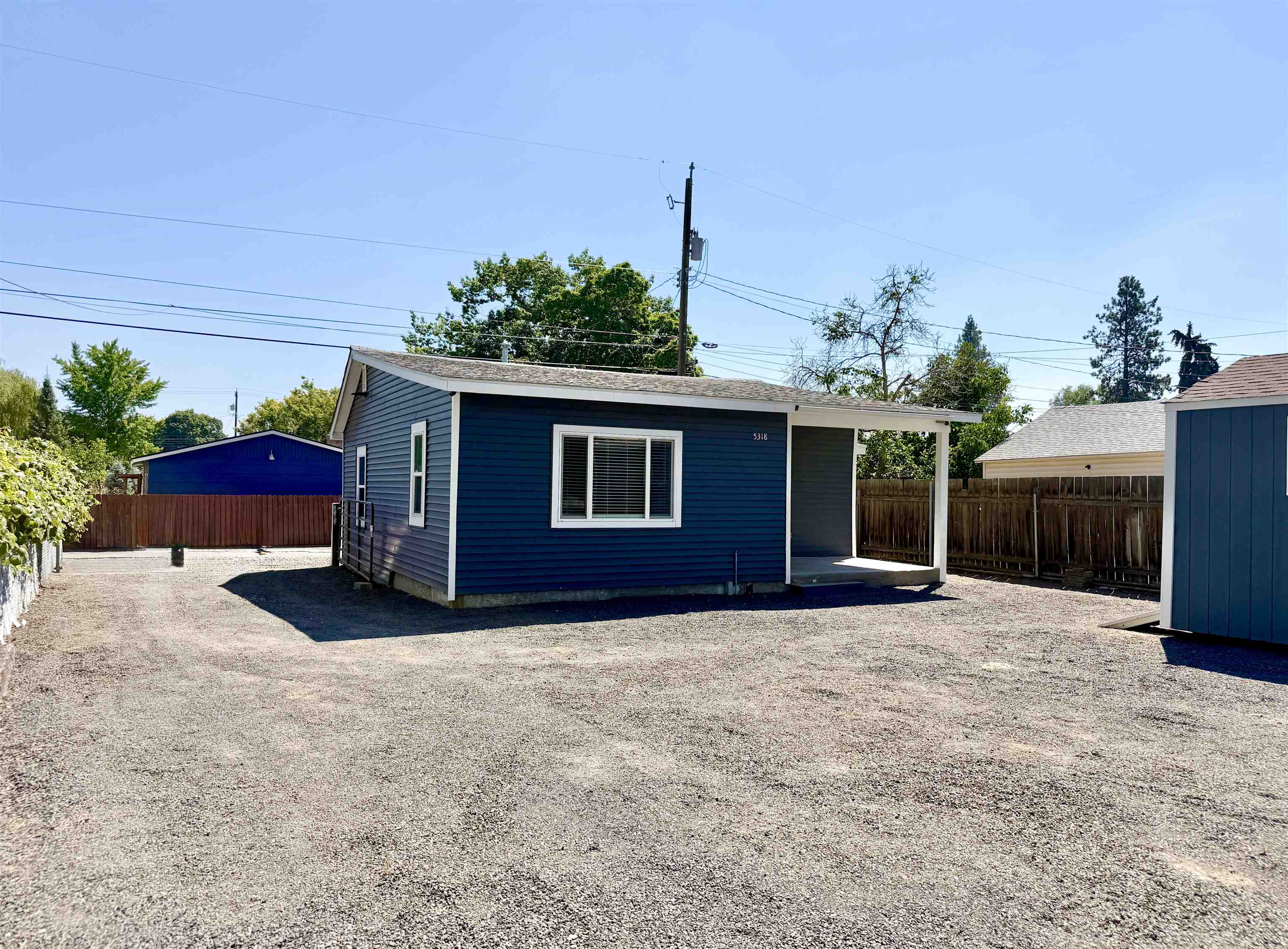 5318 N Maple St - Photo 15