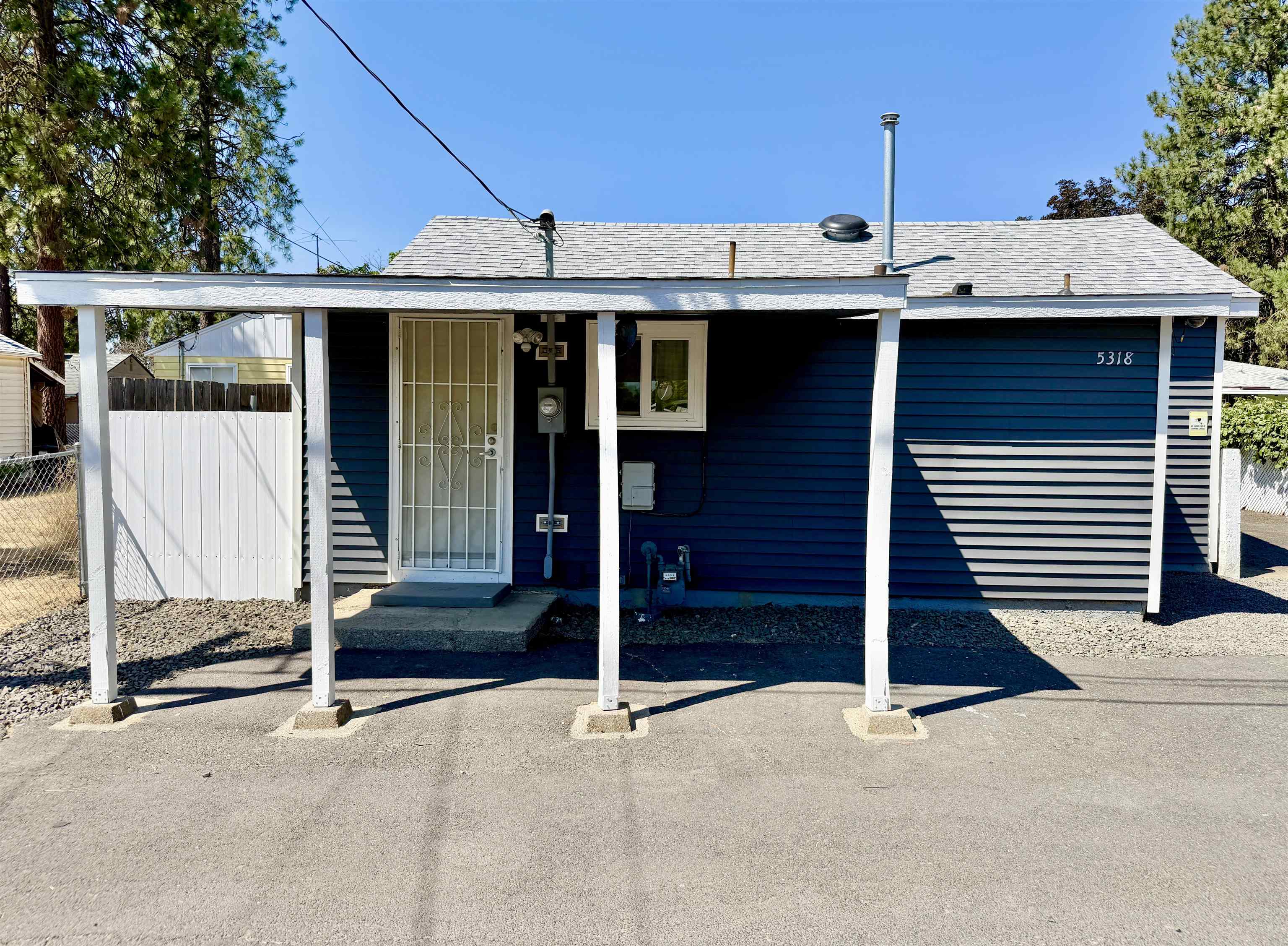 5318 N Maple St - Photo 5