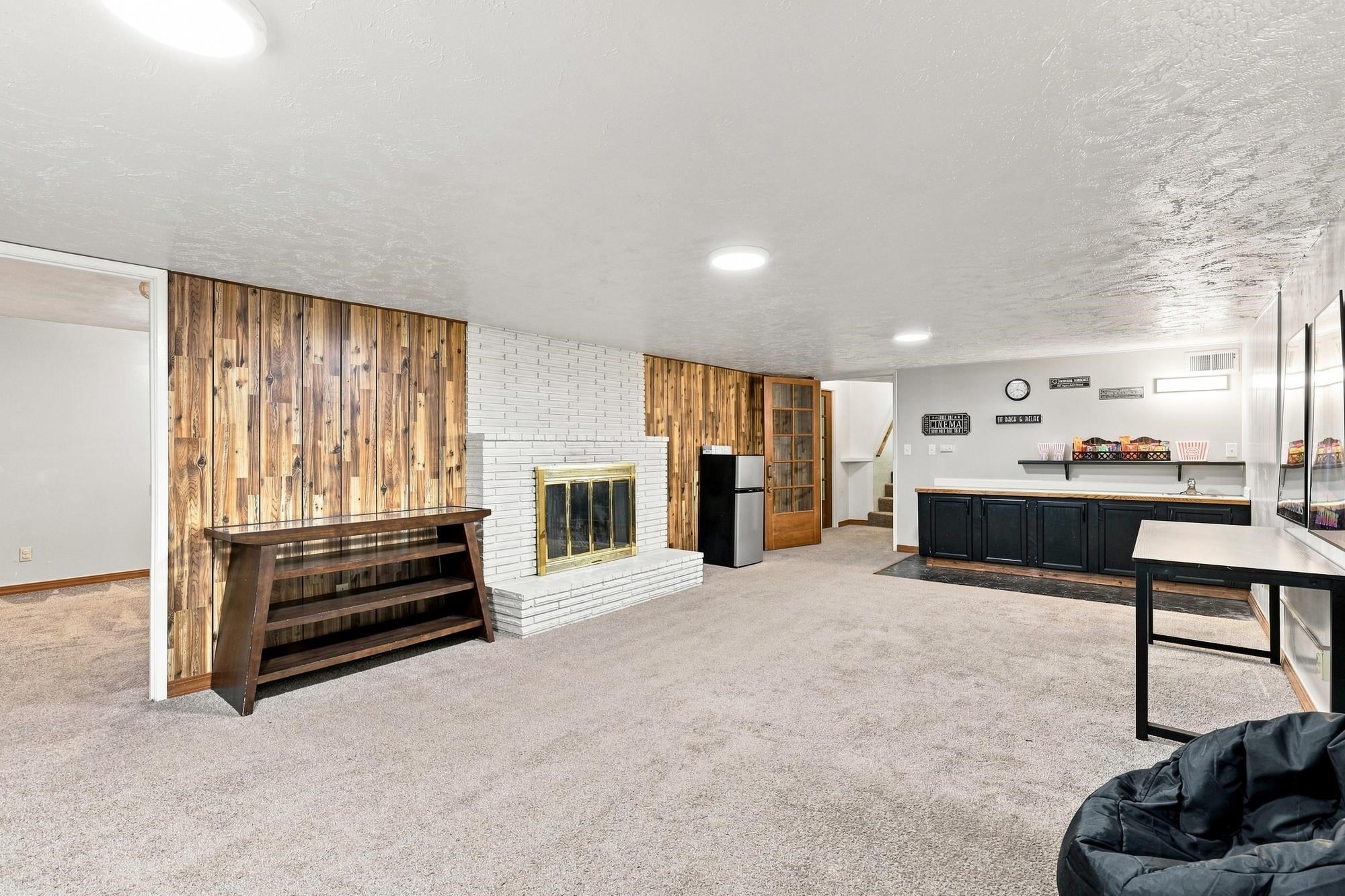 2917 W Princeton Ave - Photo 28