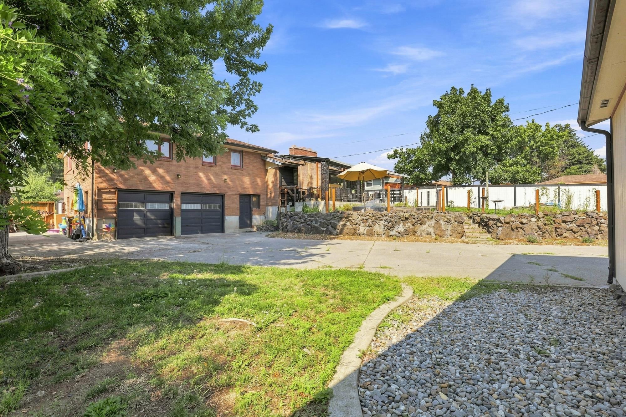 2917 W Princeton Ave - Photo 38
