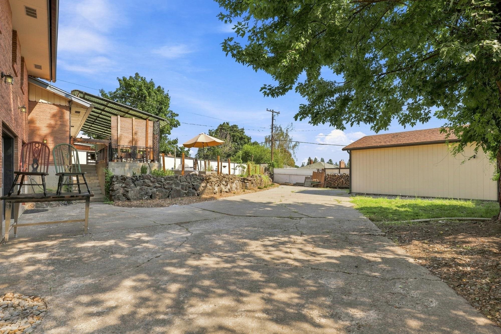 2917 W Princeton Ave - Photo 39