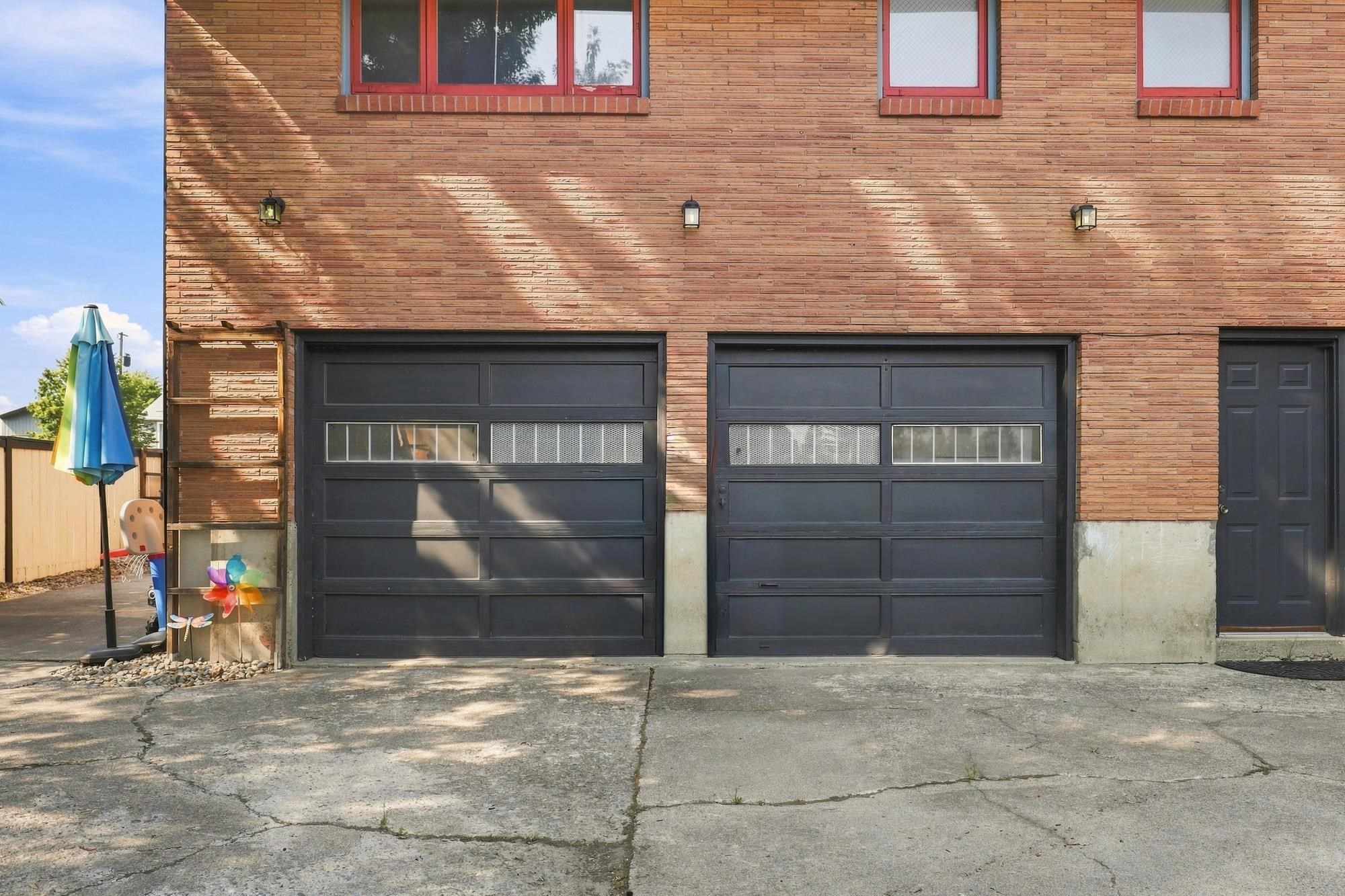 2917 W Princeton Ave - Photo 41