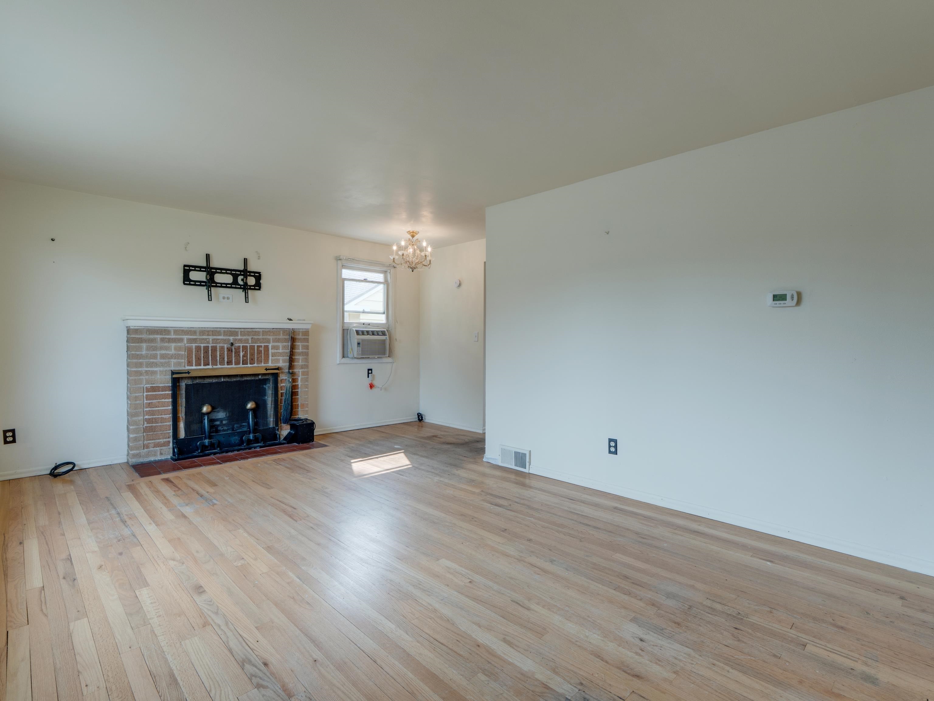 3011 W Rowan Ave - Photo 5