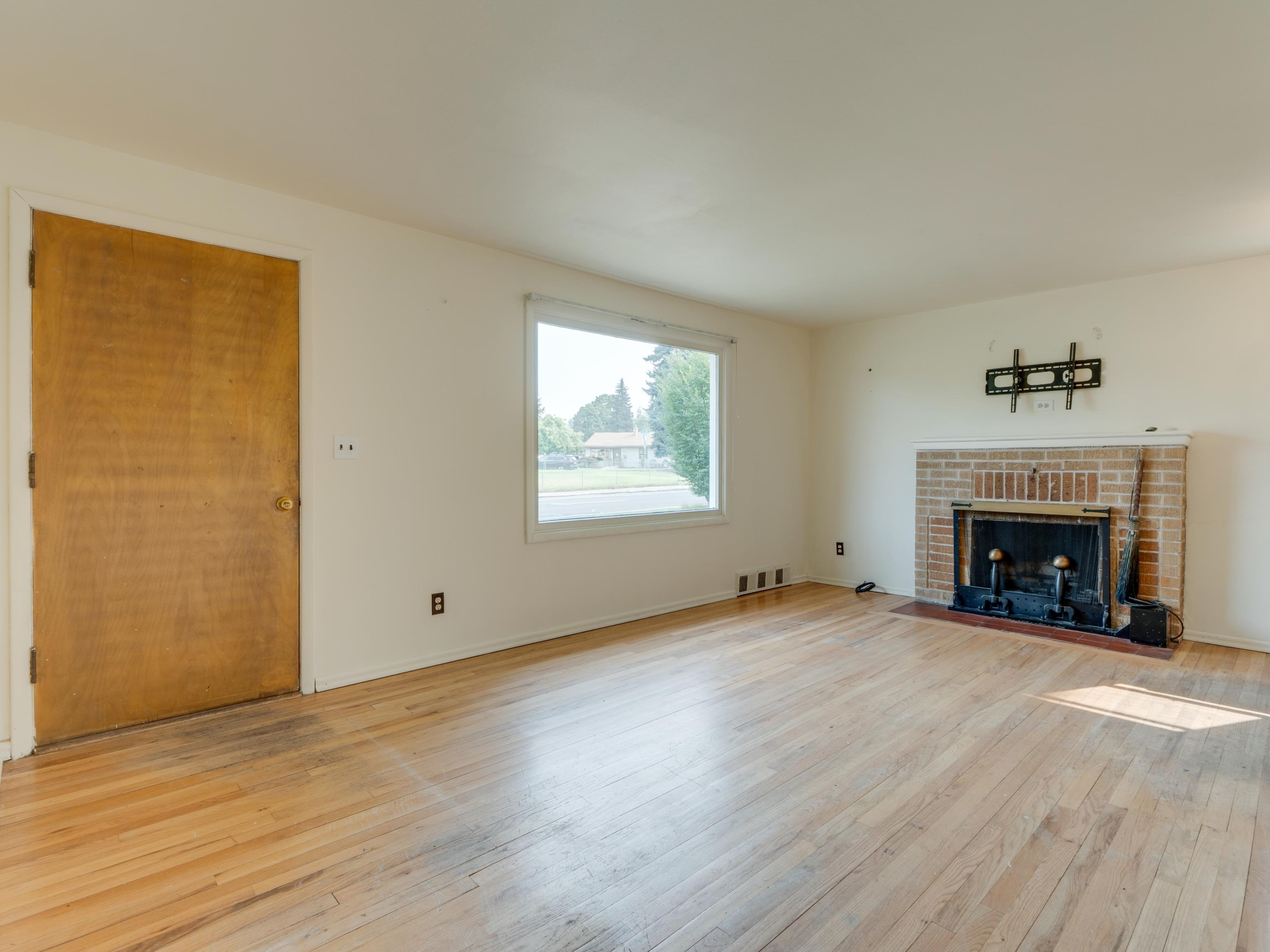 3011 W Rowan Ave - Photo 6