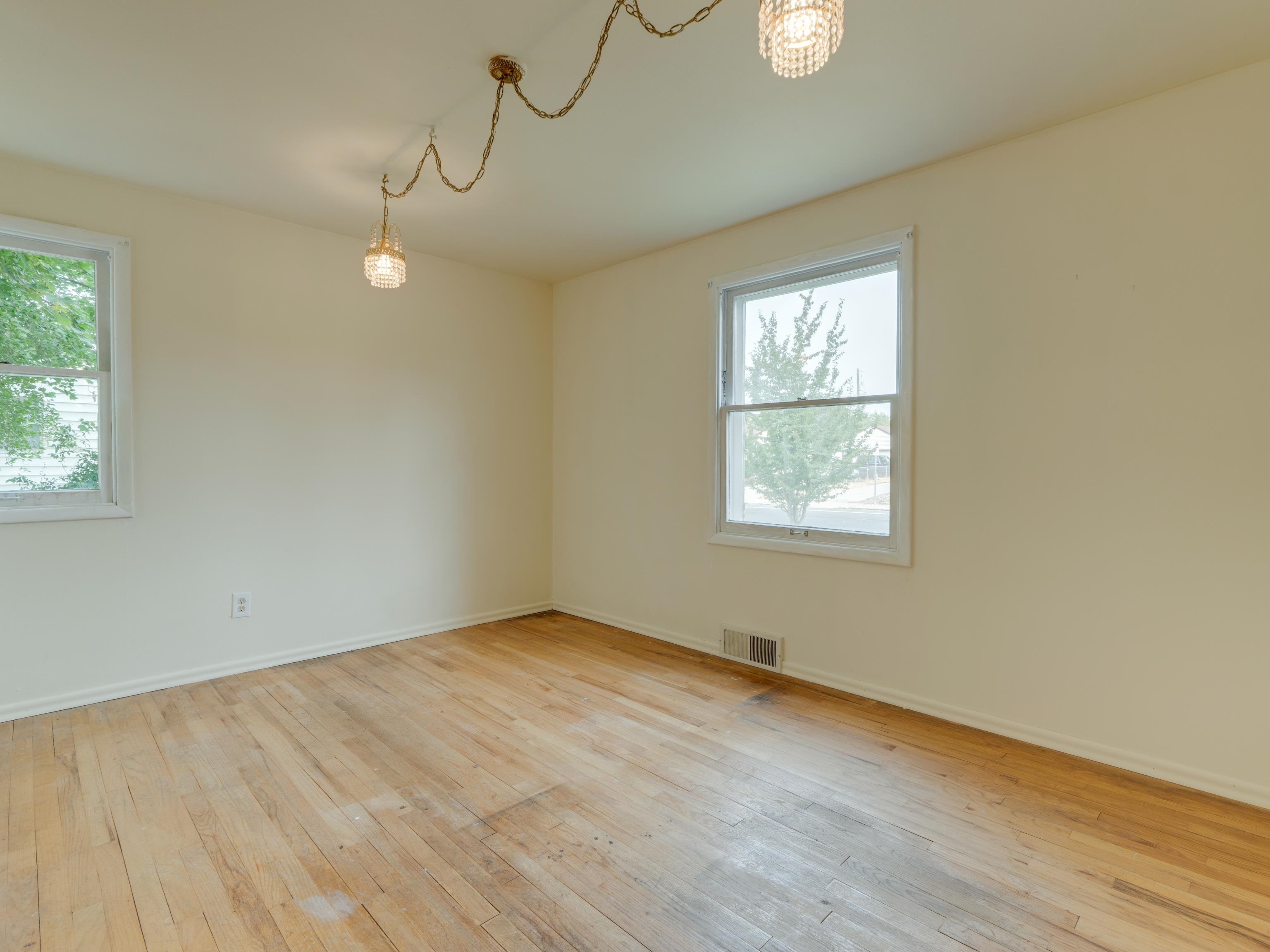 3011 W Rowan Ave - Photo 14