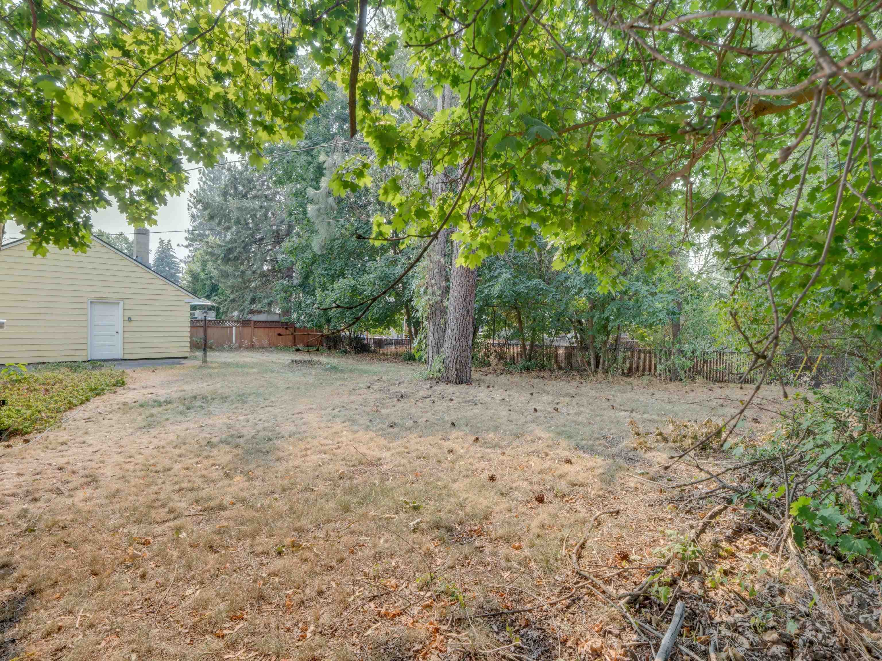 3011 W Rowan Ave - Photo 29