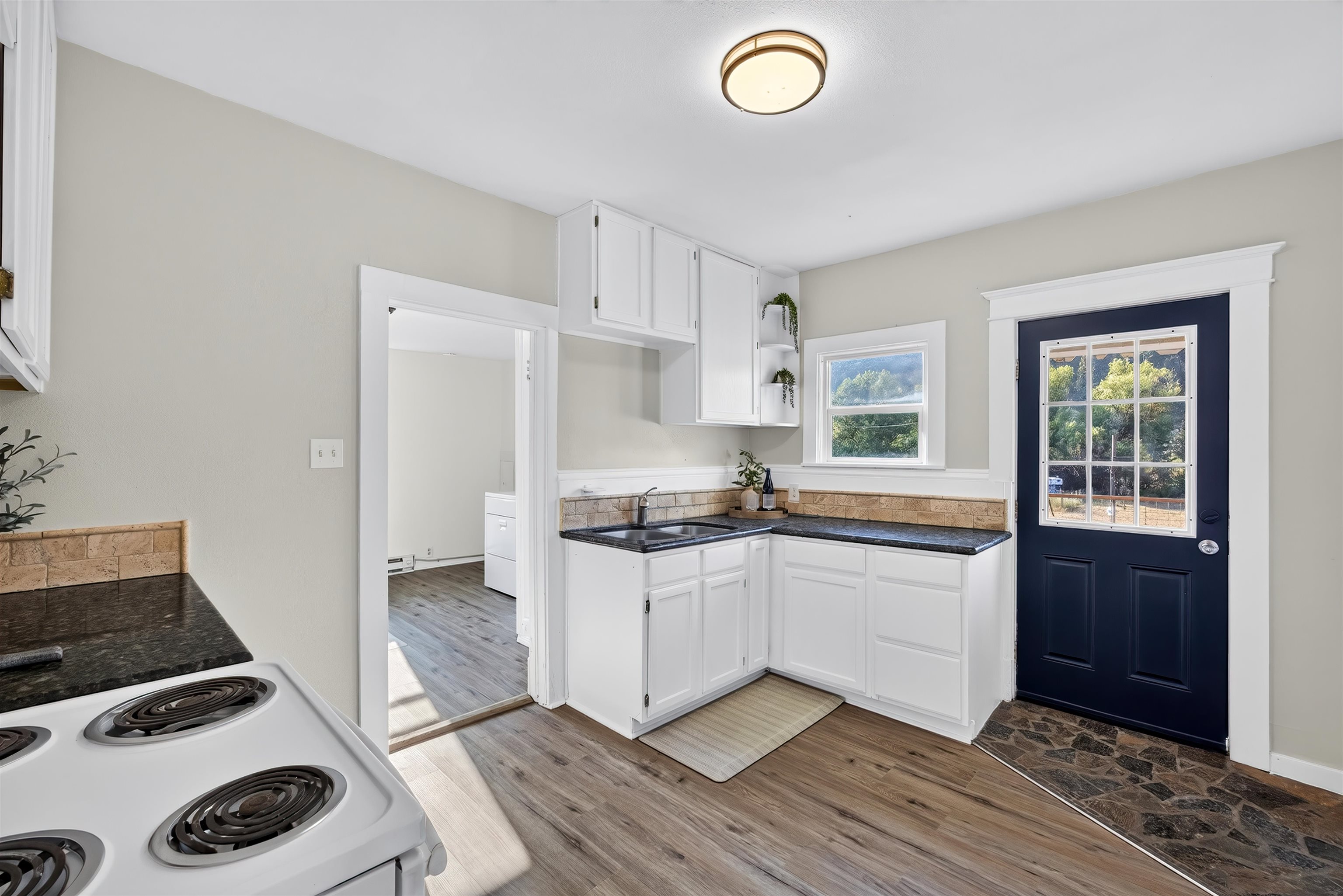 9306 S Cheney-Spokane Rd - Photo 8
