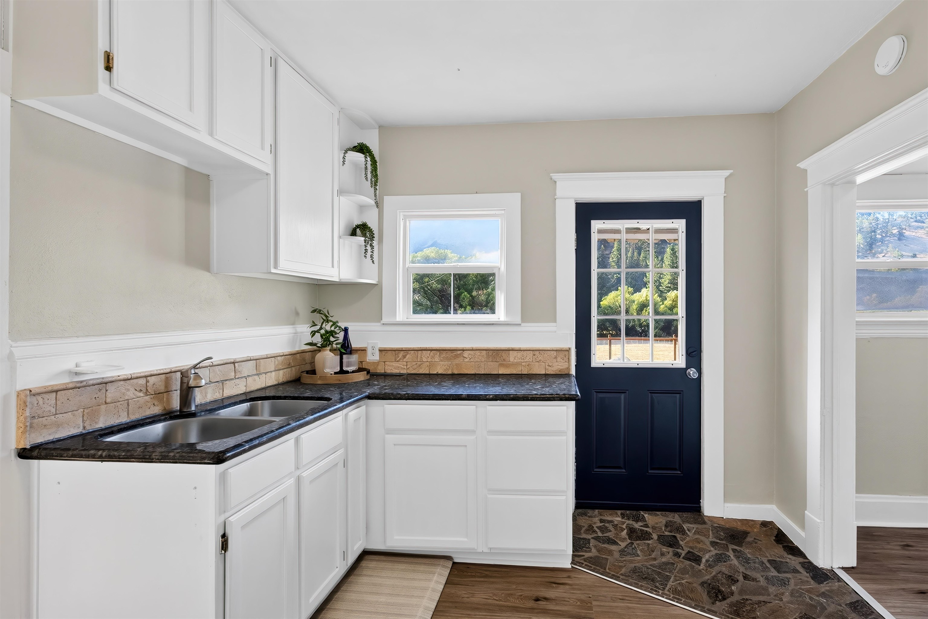 9306 S Cheney-Spokane Rd - Photo 11