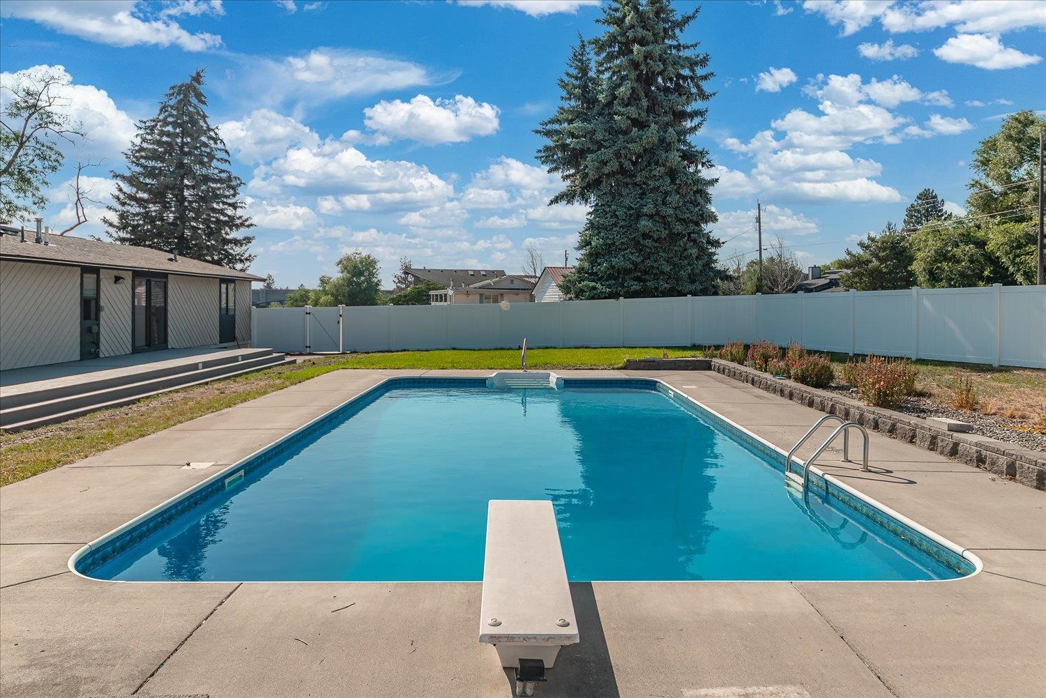 3425 E Upriver Dr - Photo 26