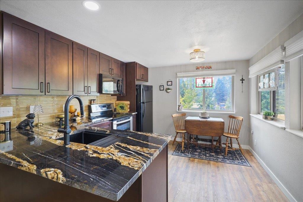 3262 Shady Ct - Photo 9
