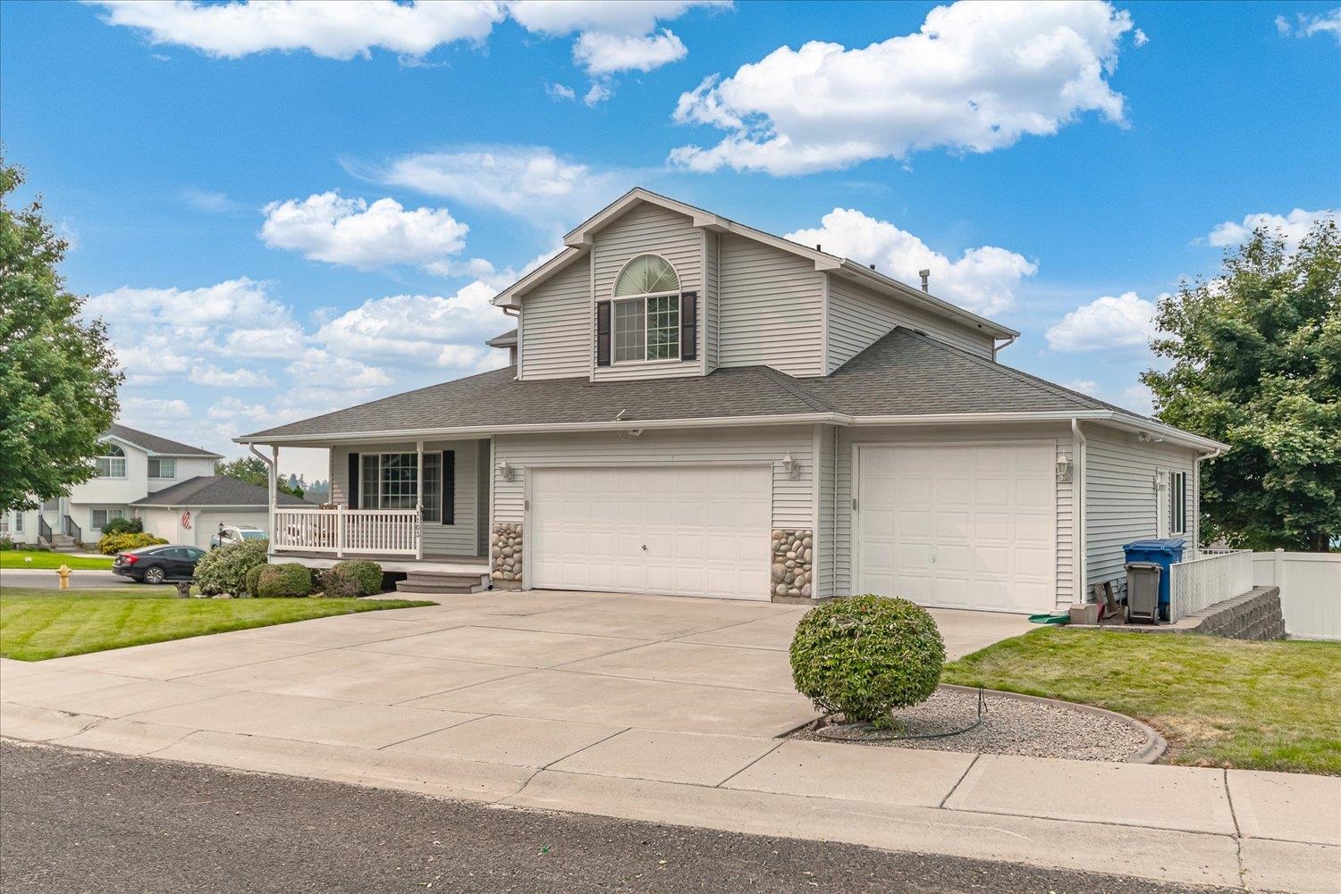 1103 N Fox Ridge Rd - Photo 3