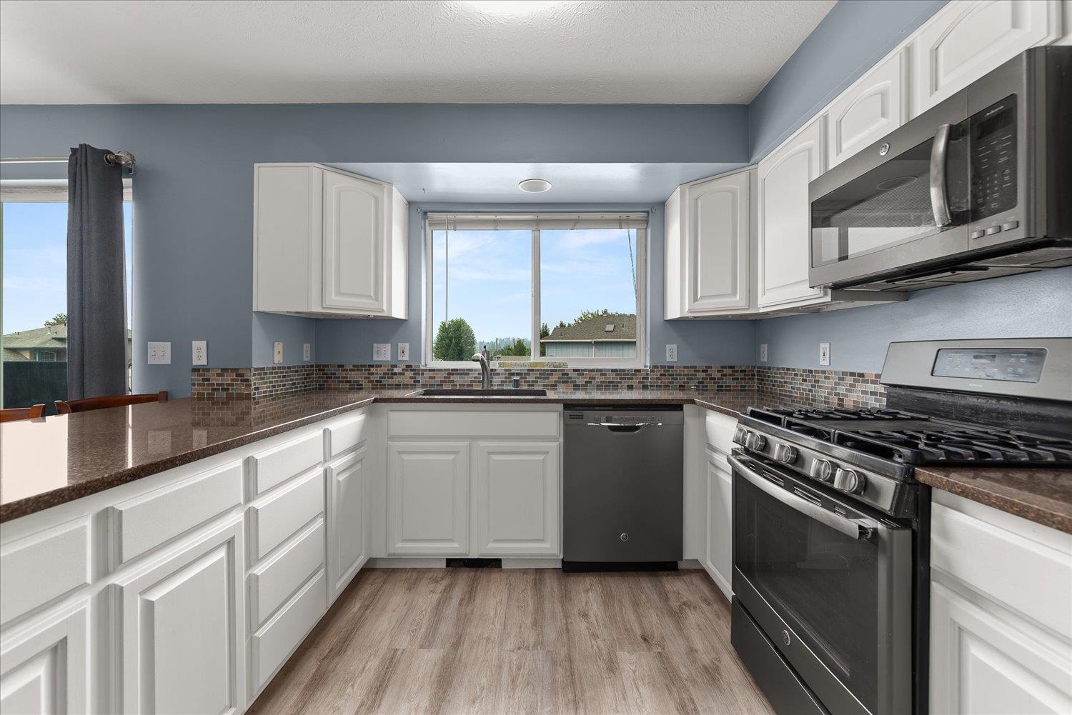 1103 N Fox Ridge Rd - Photo 15