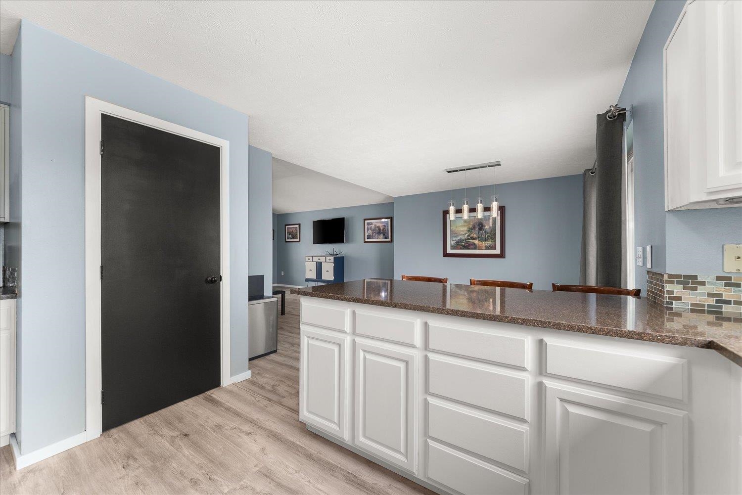 1103 N Fox Ridge Rd - Photo 19