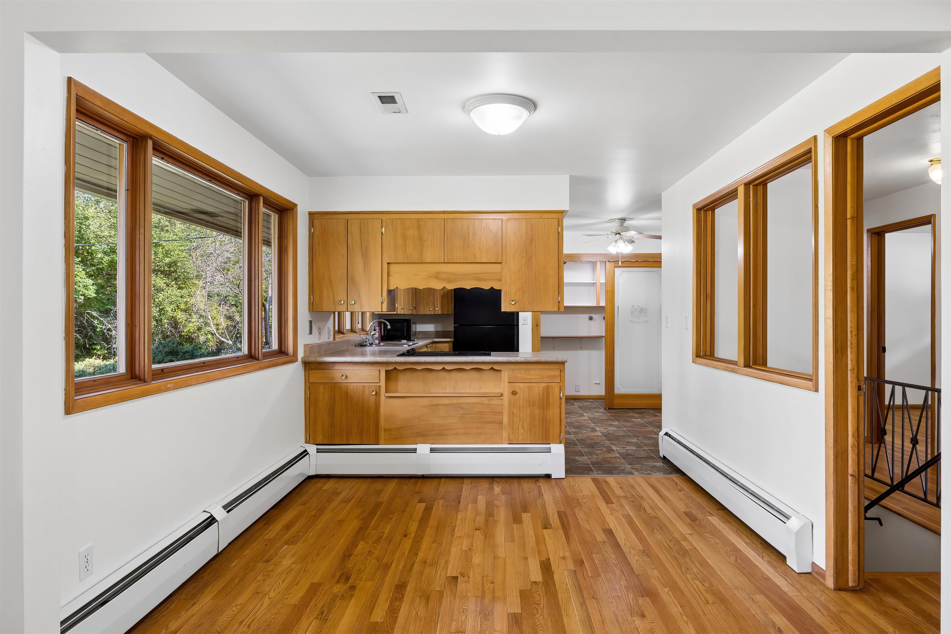 10416 N College Cir - Photo 9