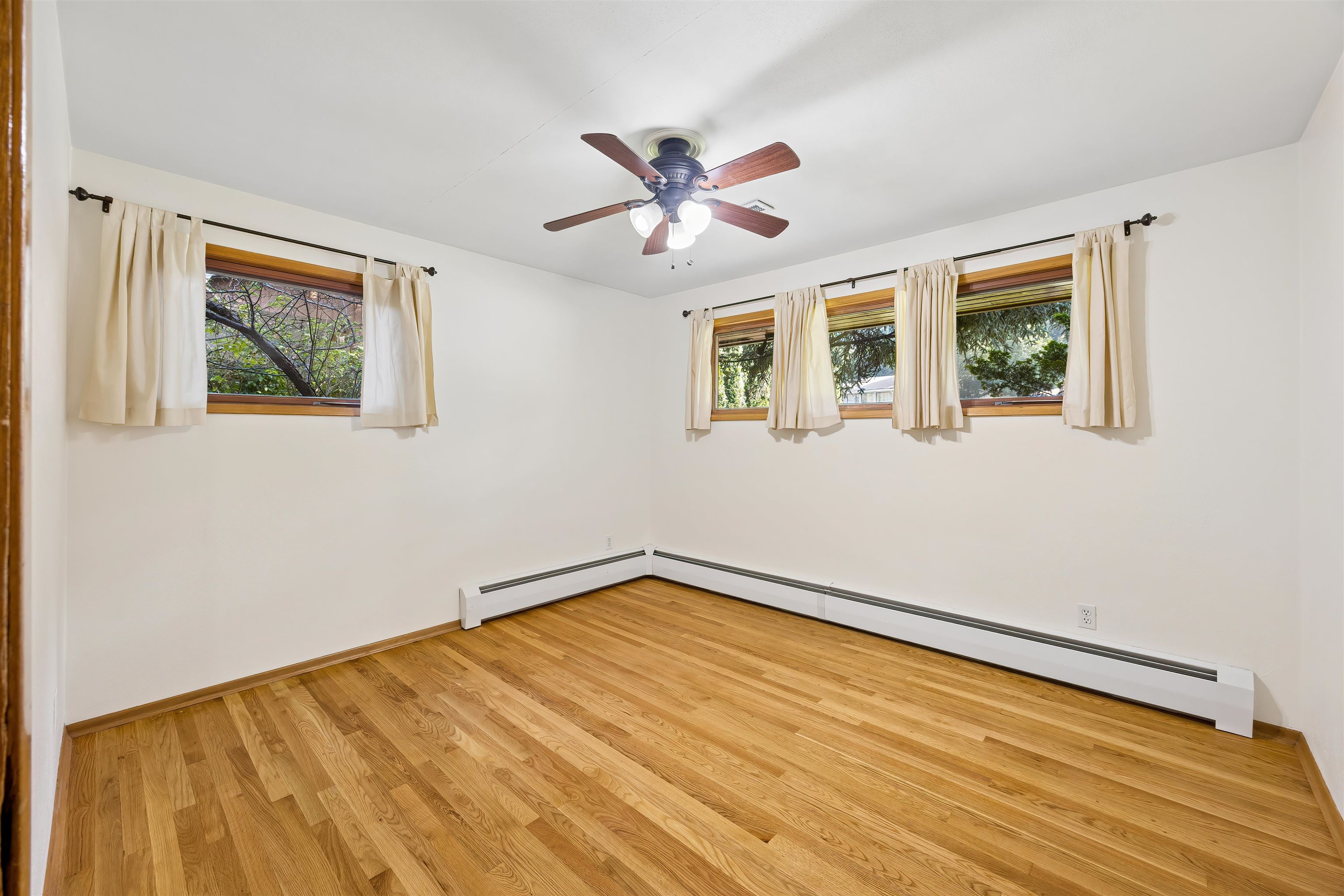 10416 N College Cir - Photo 19