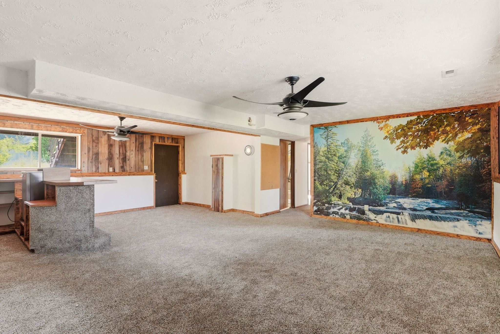 1809 S Carnahan Rd - Photo 4