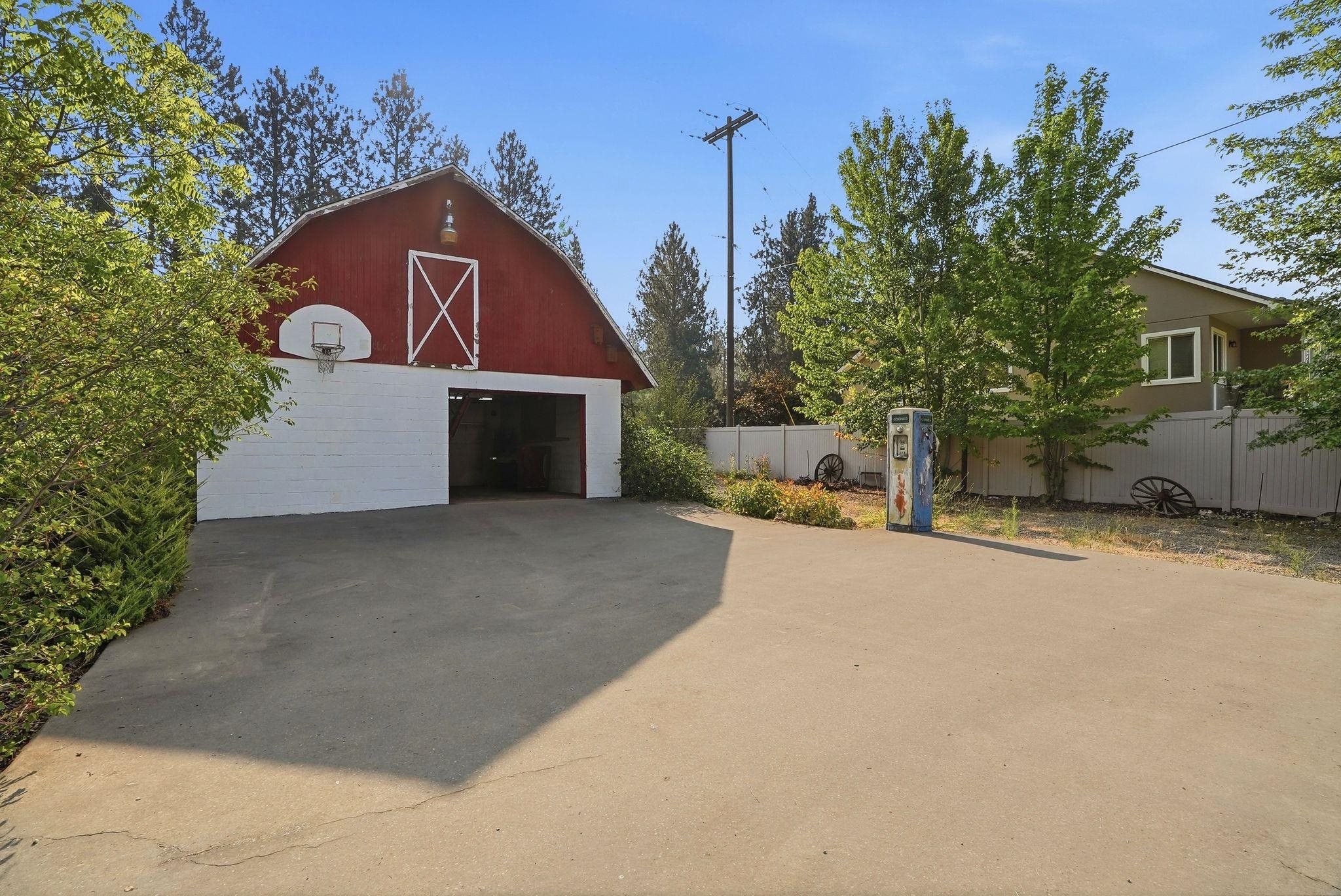 1809 S Carnahan Rd - Photo 35