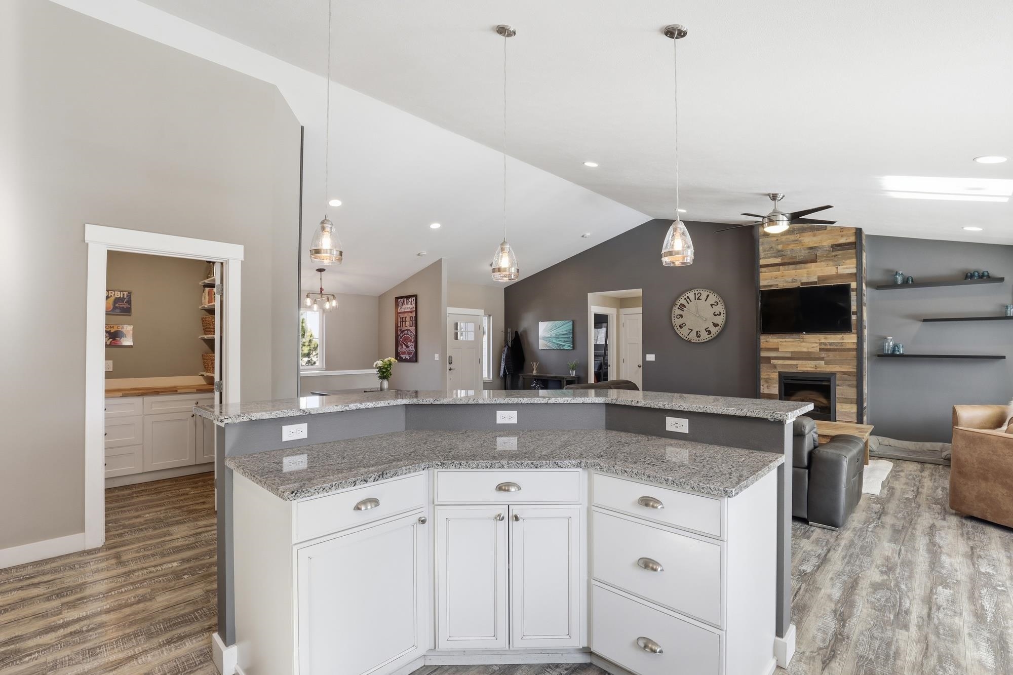 5515 S Russell Ln - Photo 14