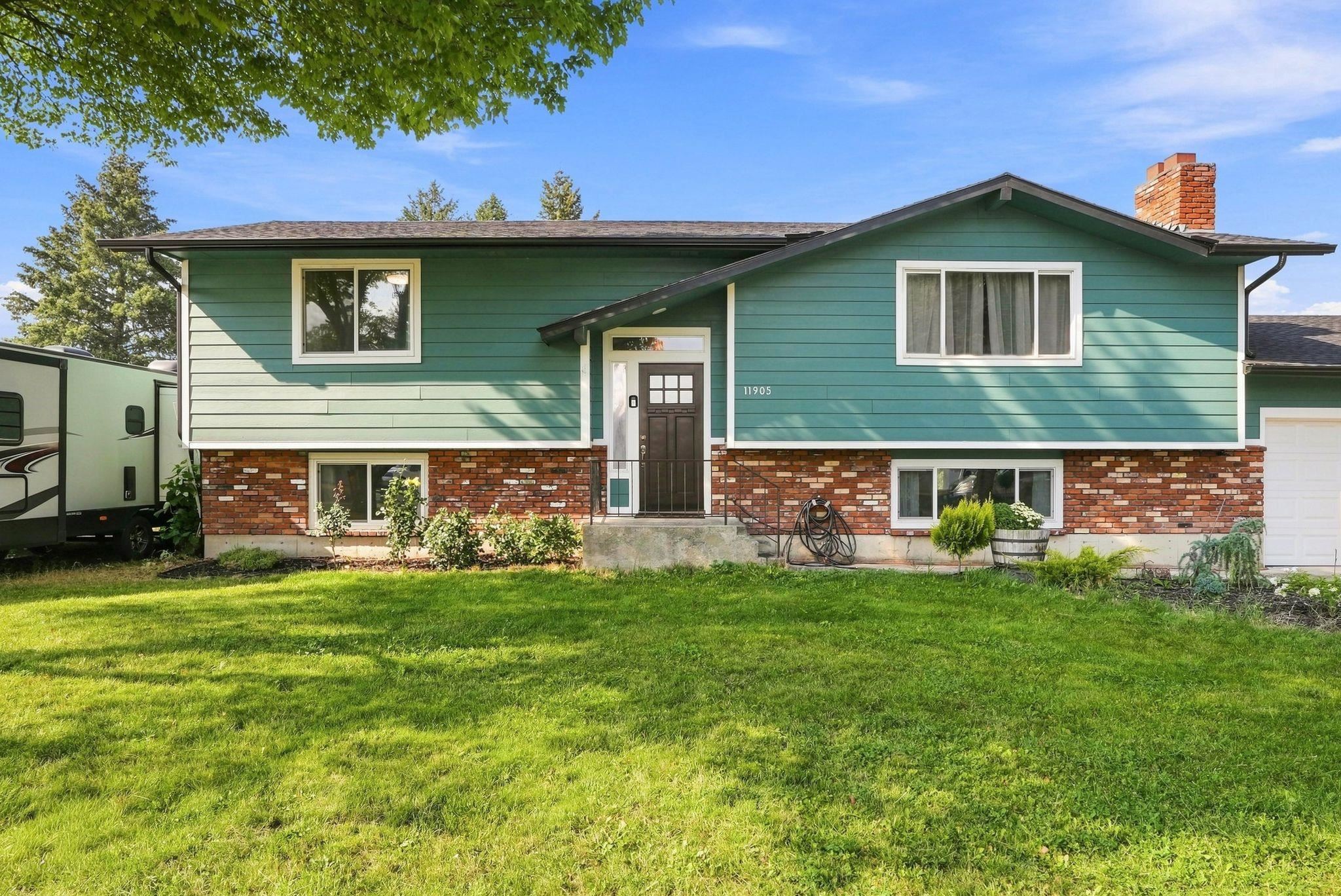 11905 E FAIRVIEW Ave - Photo 1