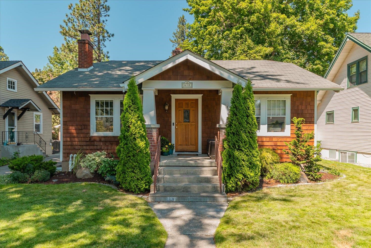 618 W 26th Ave - Photo 1