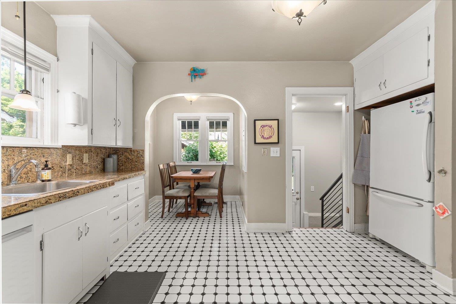 618 W 26th Ave - Photo 9