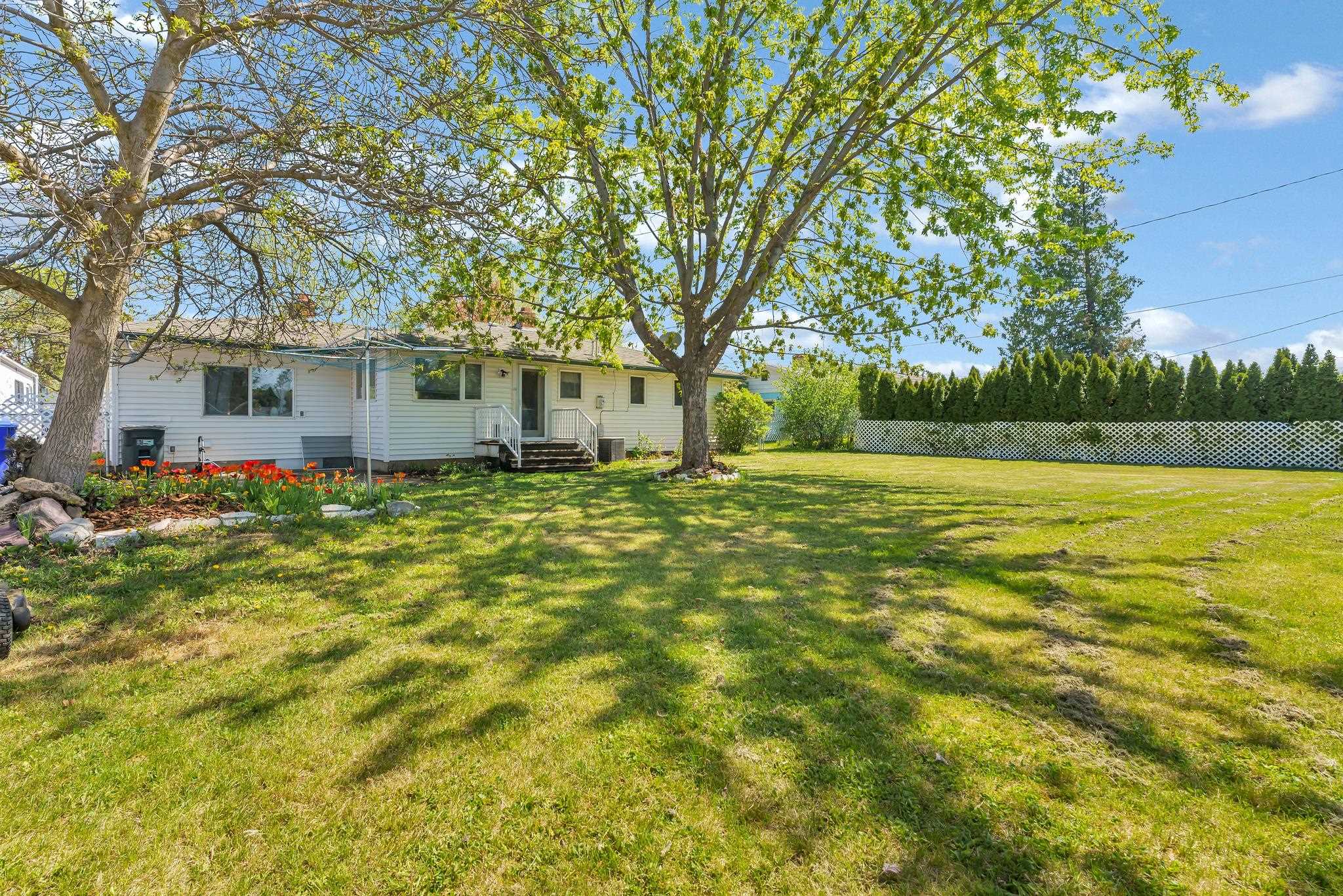 915 N Bowdish Rd - Photo 25
