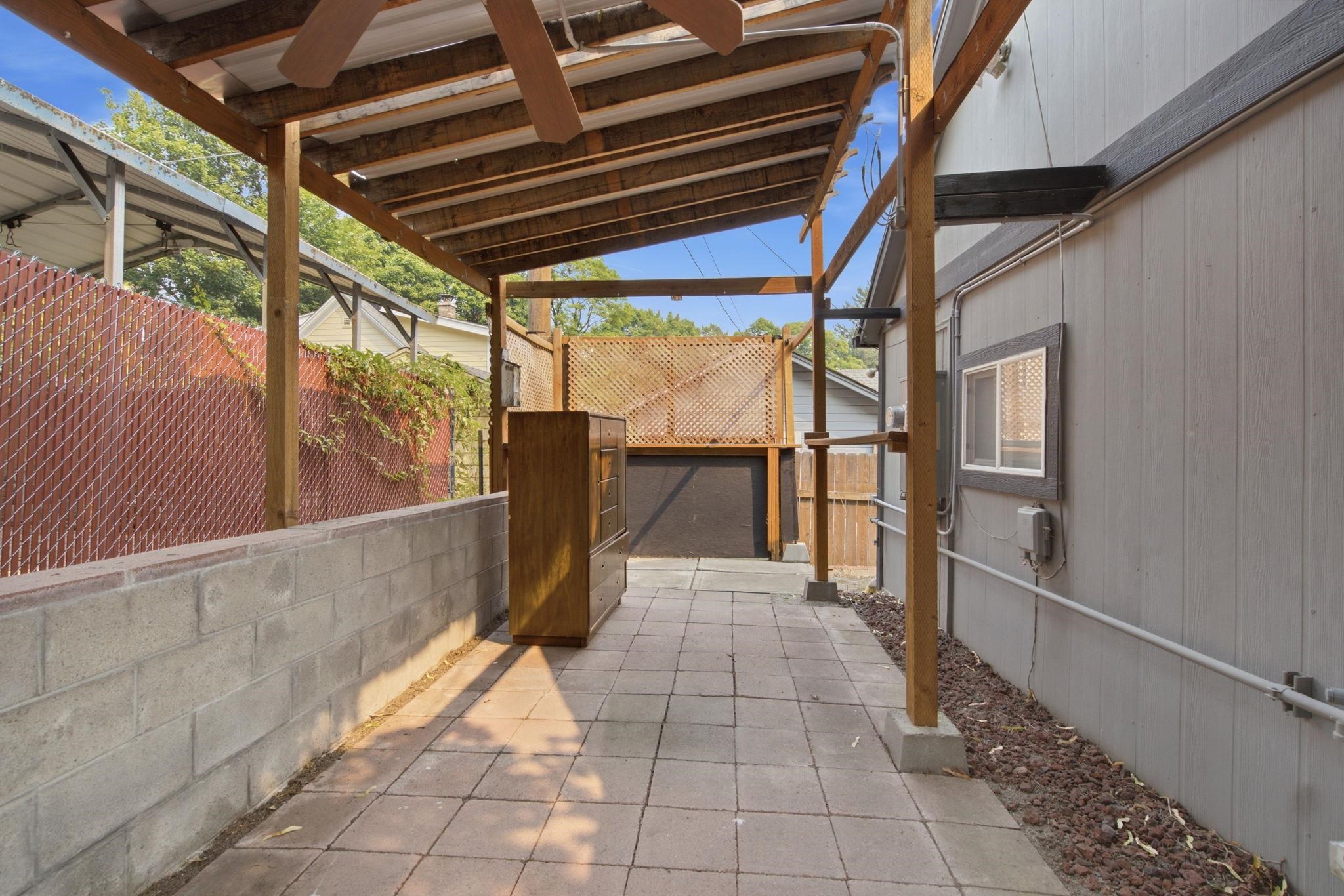 1103 E 12th Ave - Photo 22
